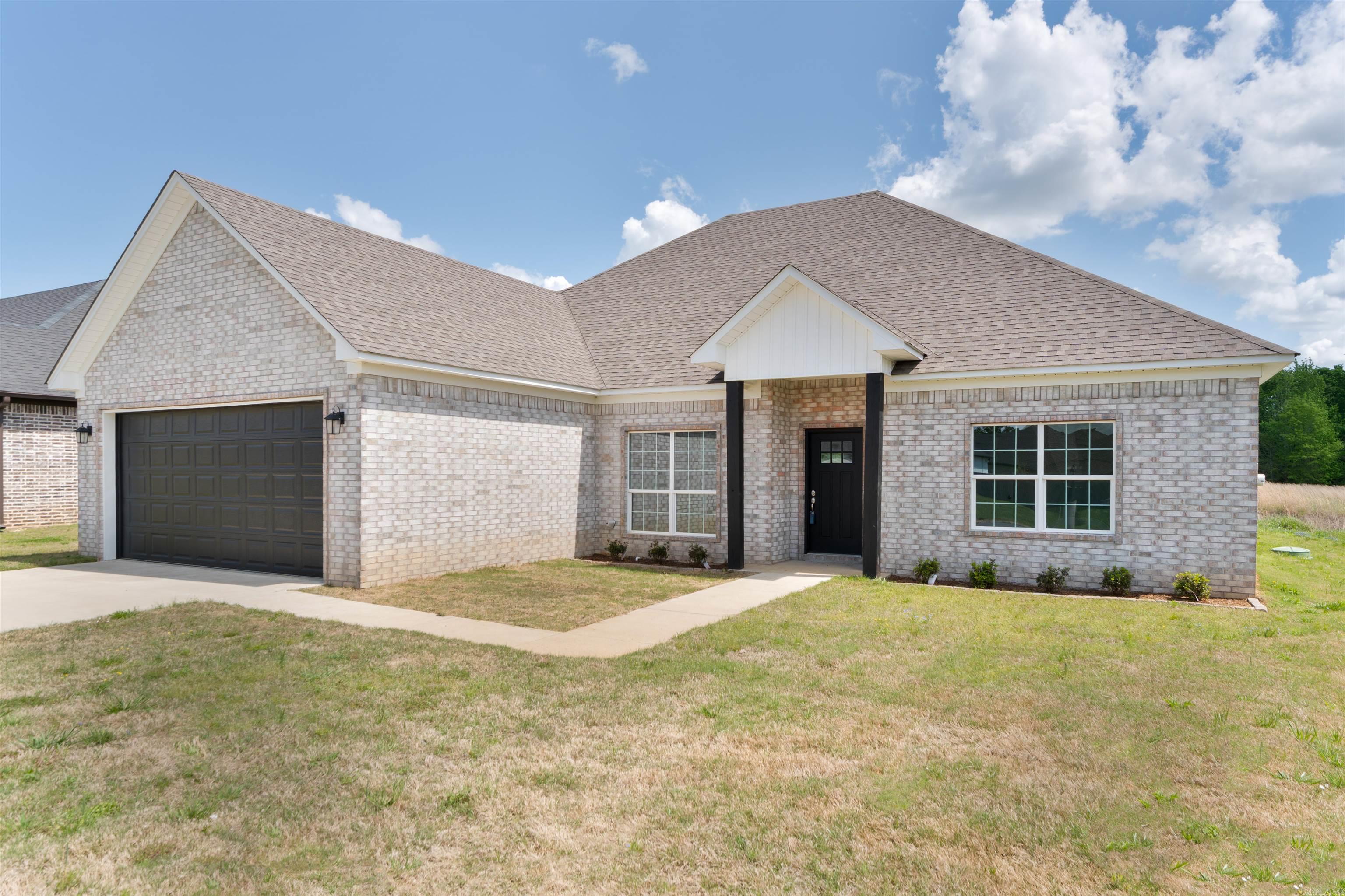 11 River Cliff Drive Mayflower, AR 72106