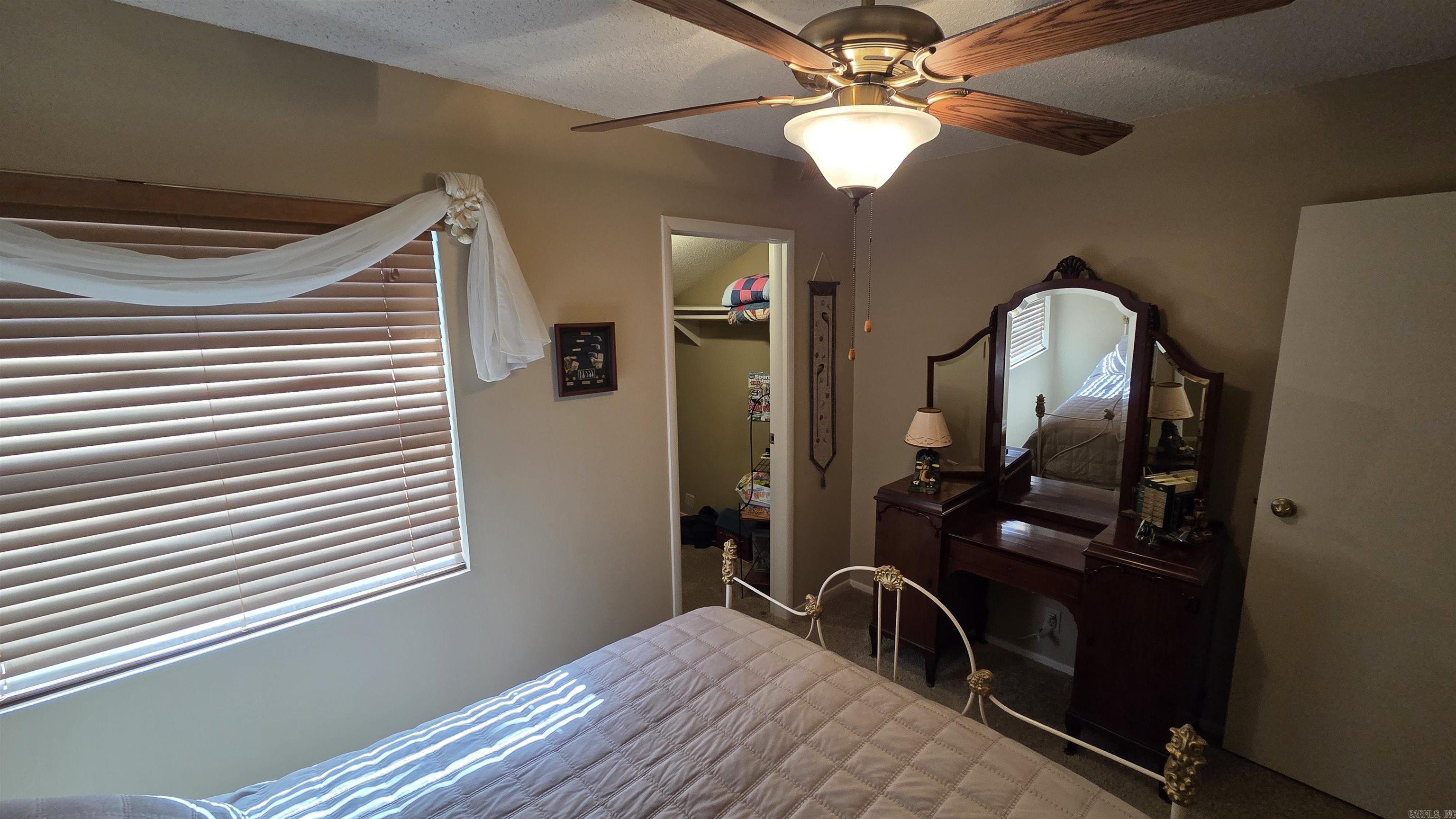 135 Hillview  Fairfield Bay, AR