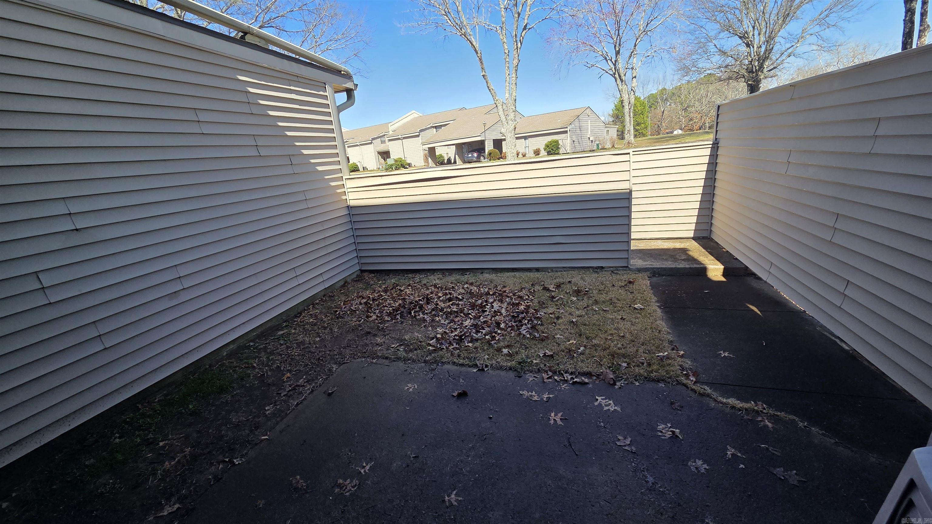 135 Hillview  Fairfield Bay, AR