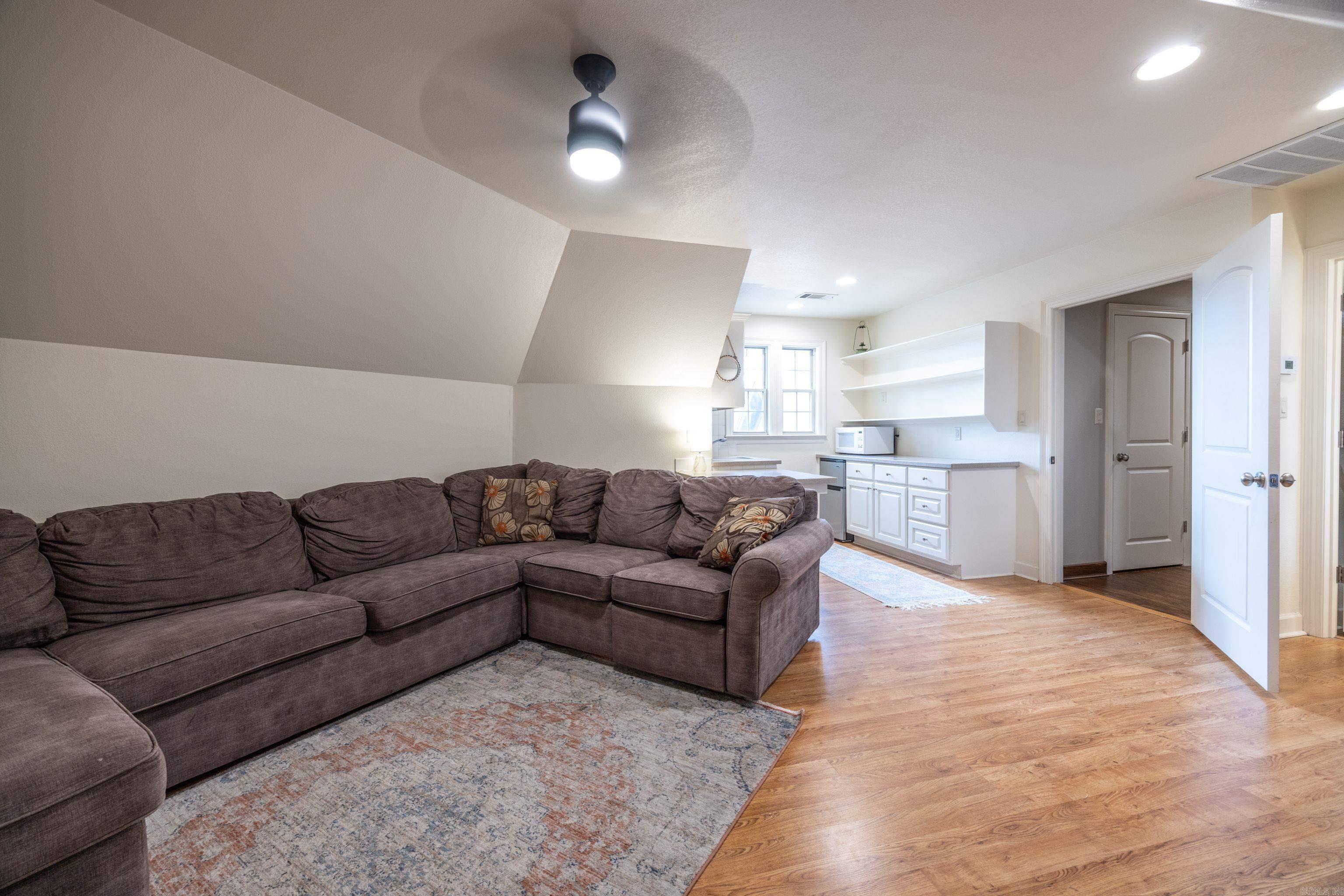251 Bartell  Searcy, AR