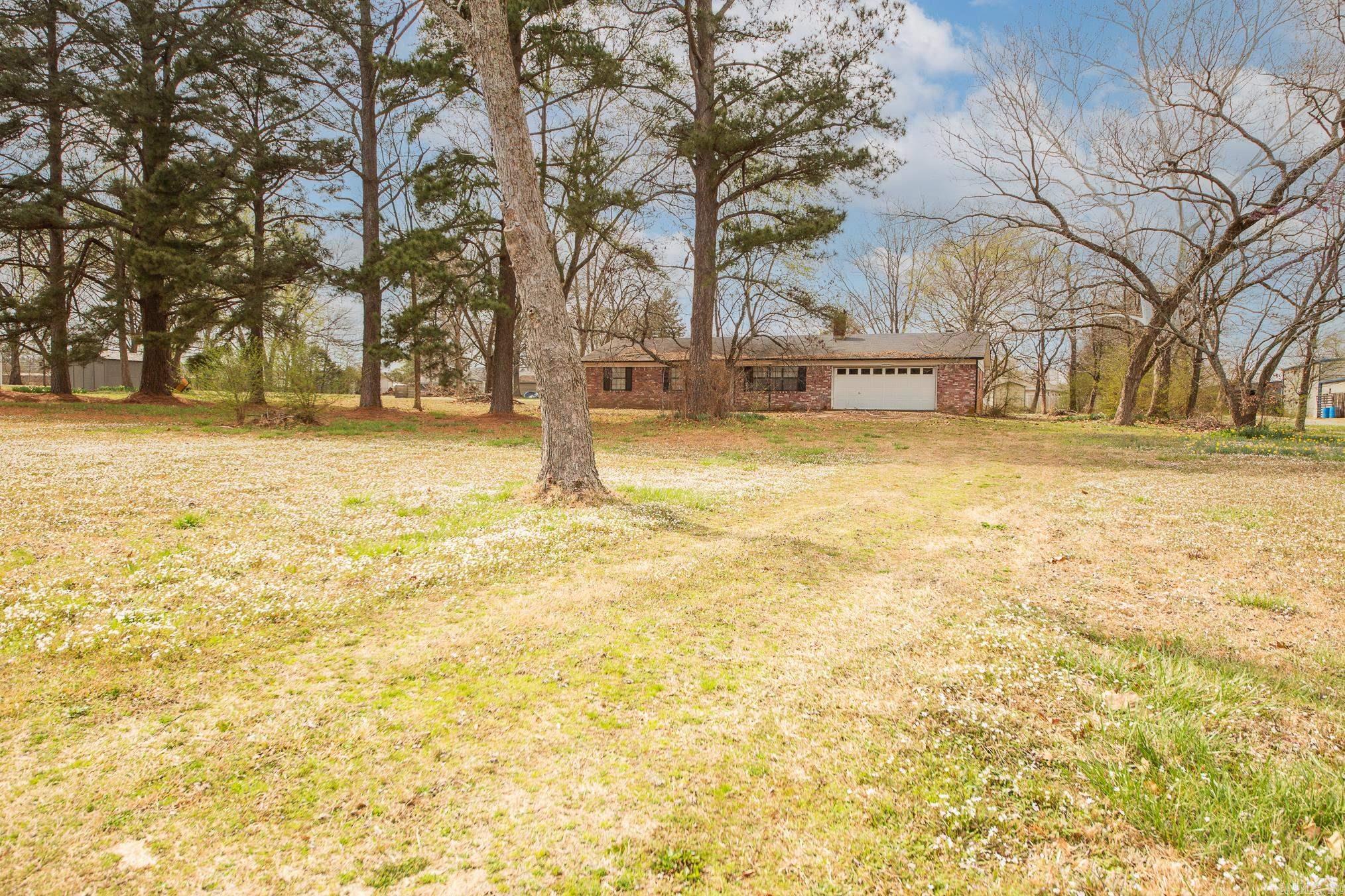 2302 S Pine  Cabot, AR