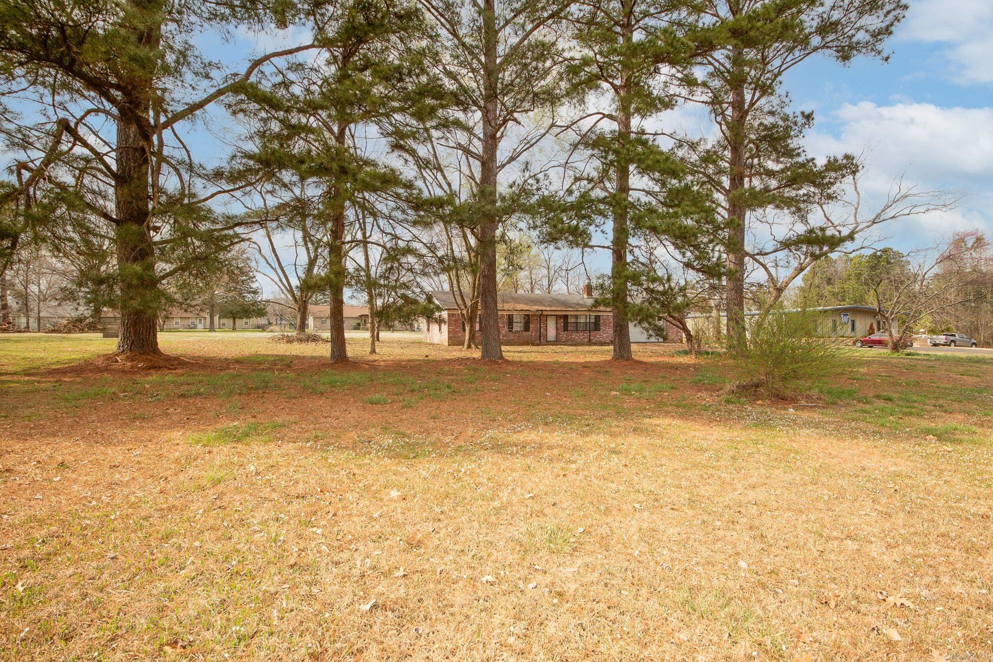 2302 S Pine  Cabot, AR