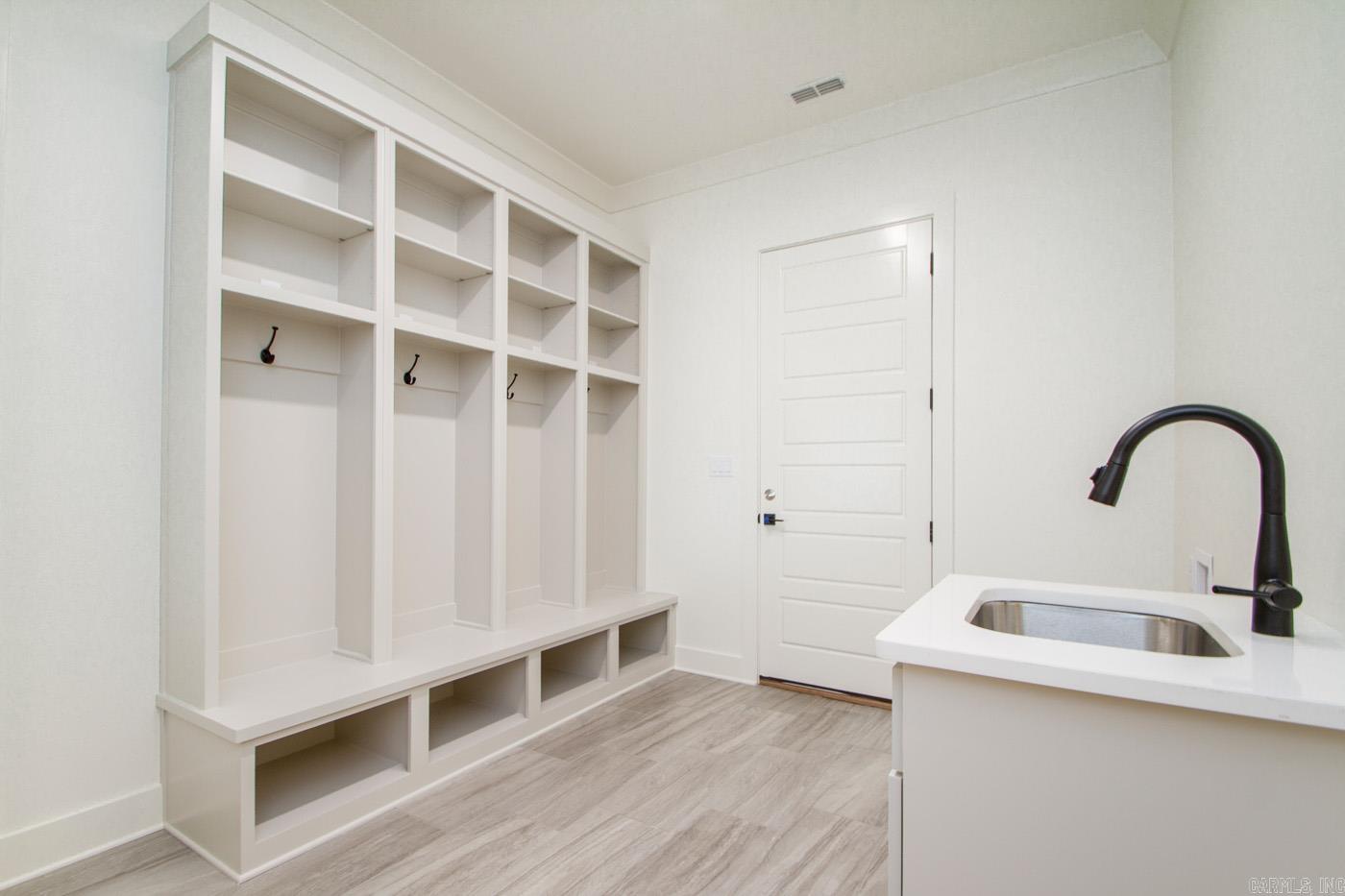 18 Waterside  Little Rock, AR