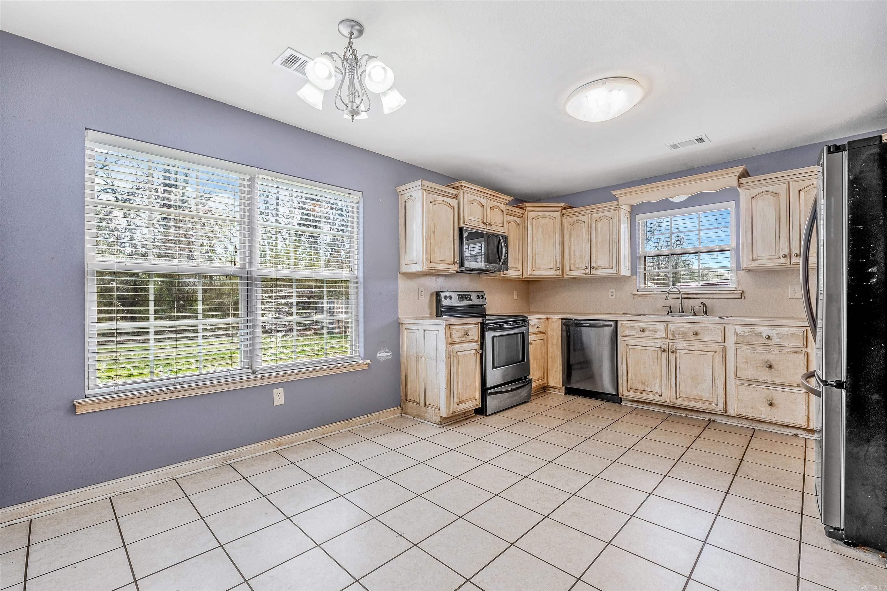 39 Willow Lake  Ward, AR