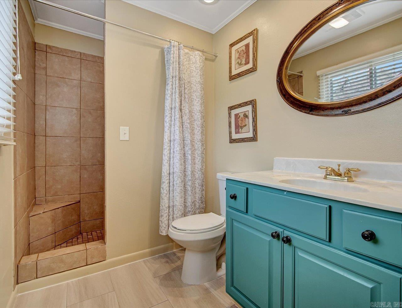 2 Lake Point Drive  Conway, AR