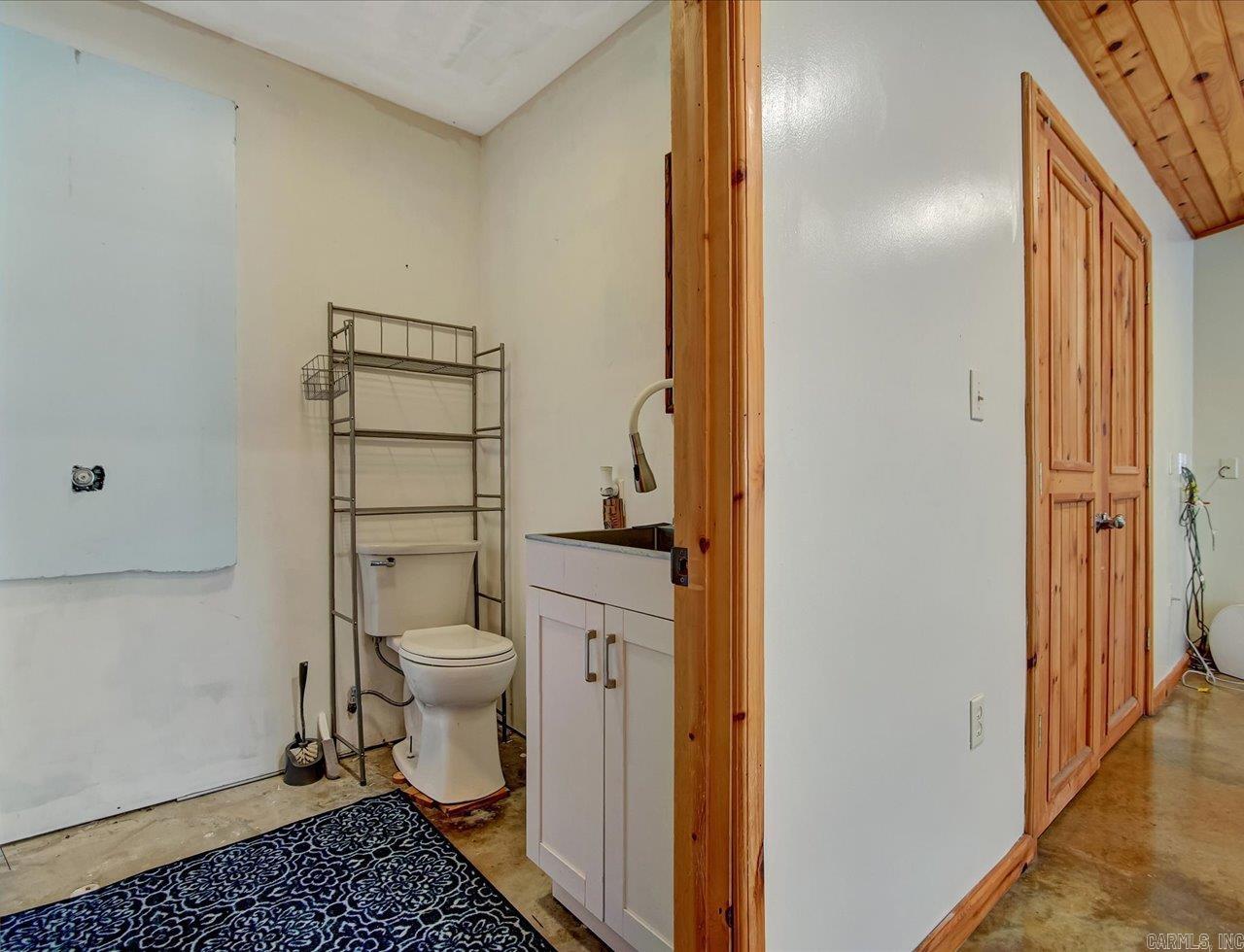 2 Lake Point Drive  Conway, AR