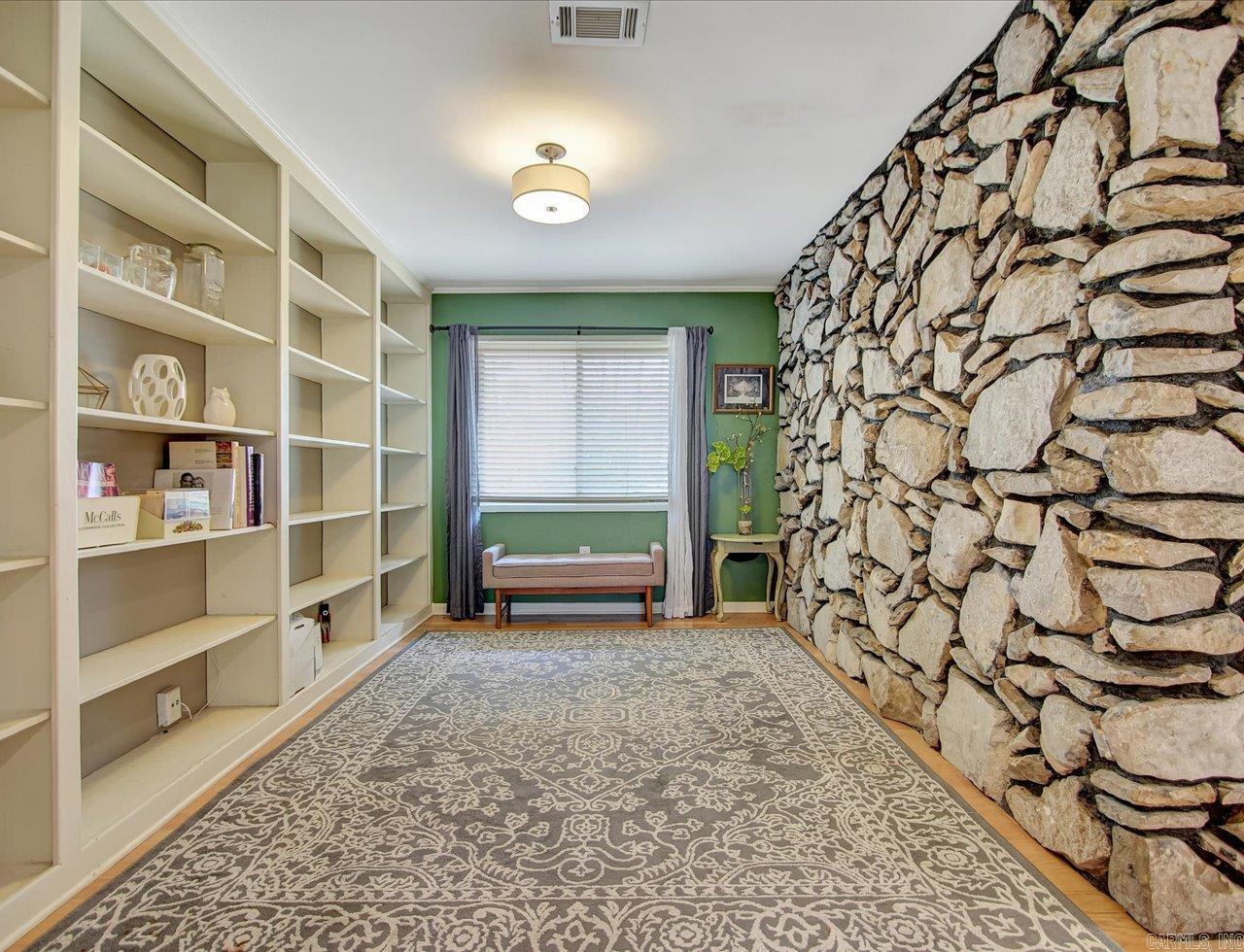 2 Lake Point Drive  Conway, AR