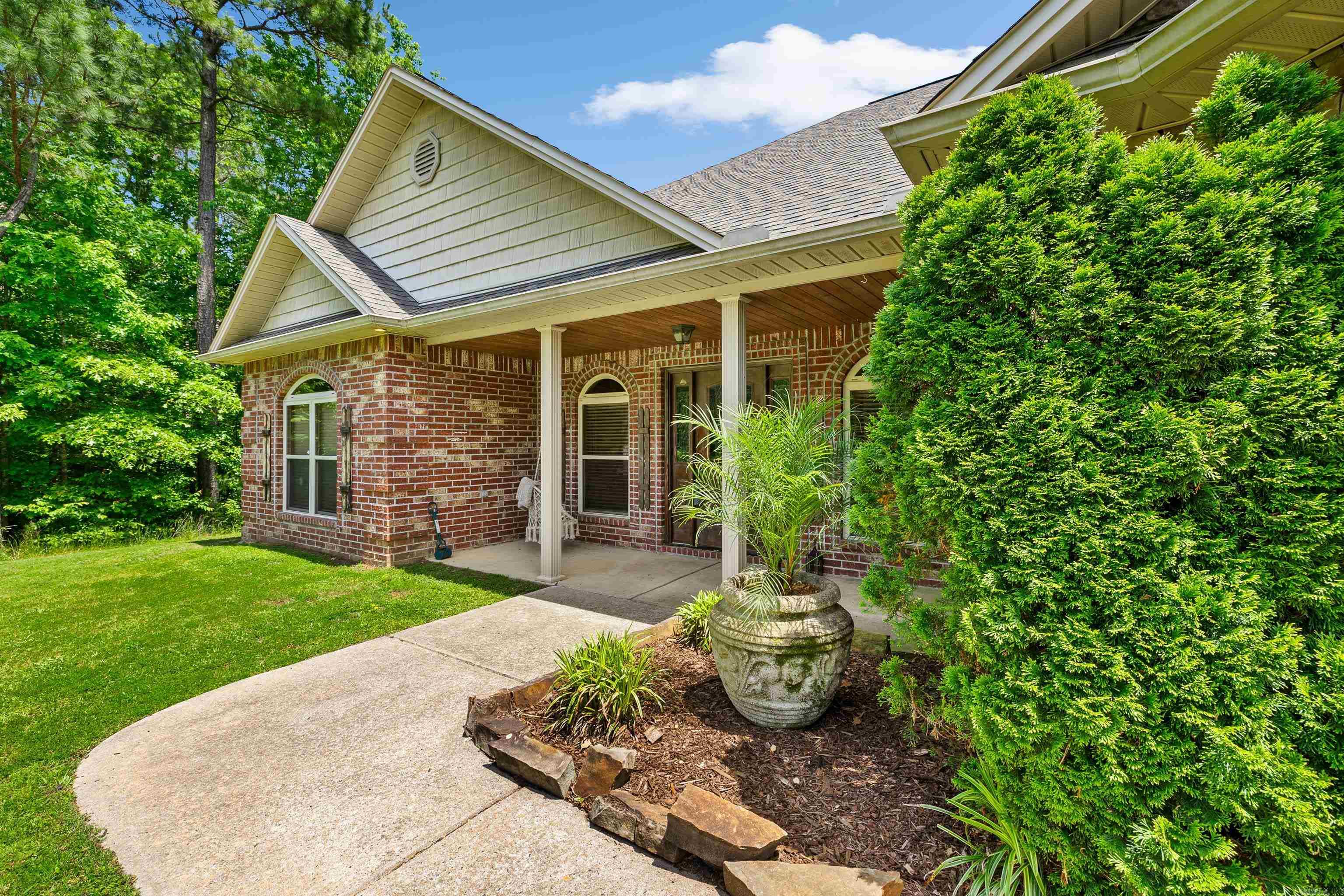 402 Demuth  Benton, AR