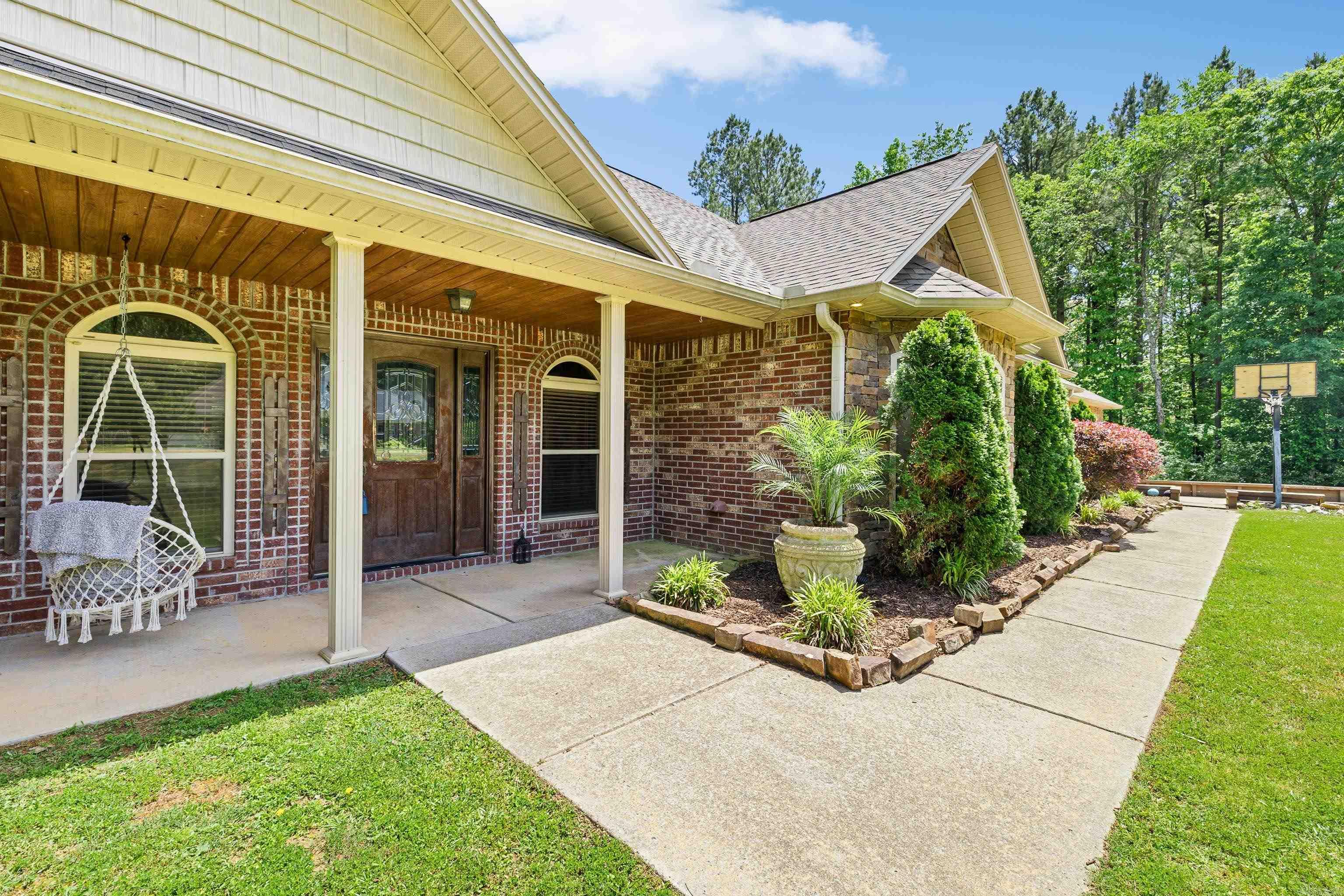 402 Demuth  Benton, AR