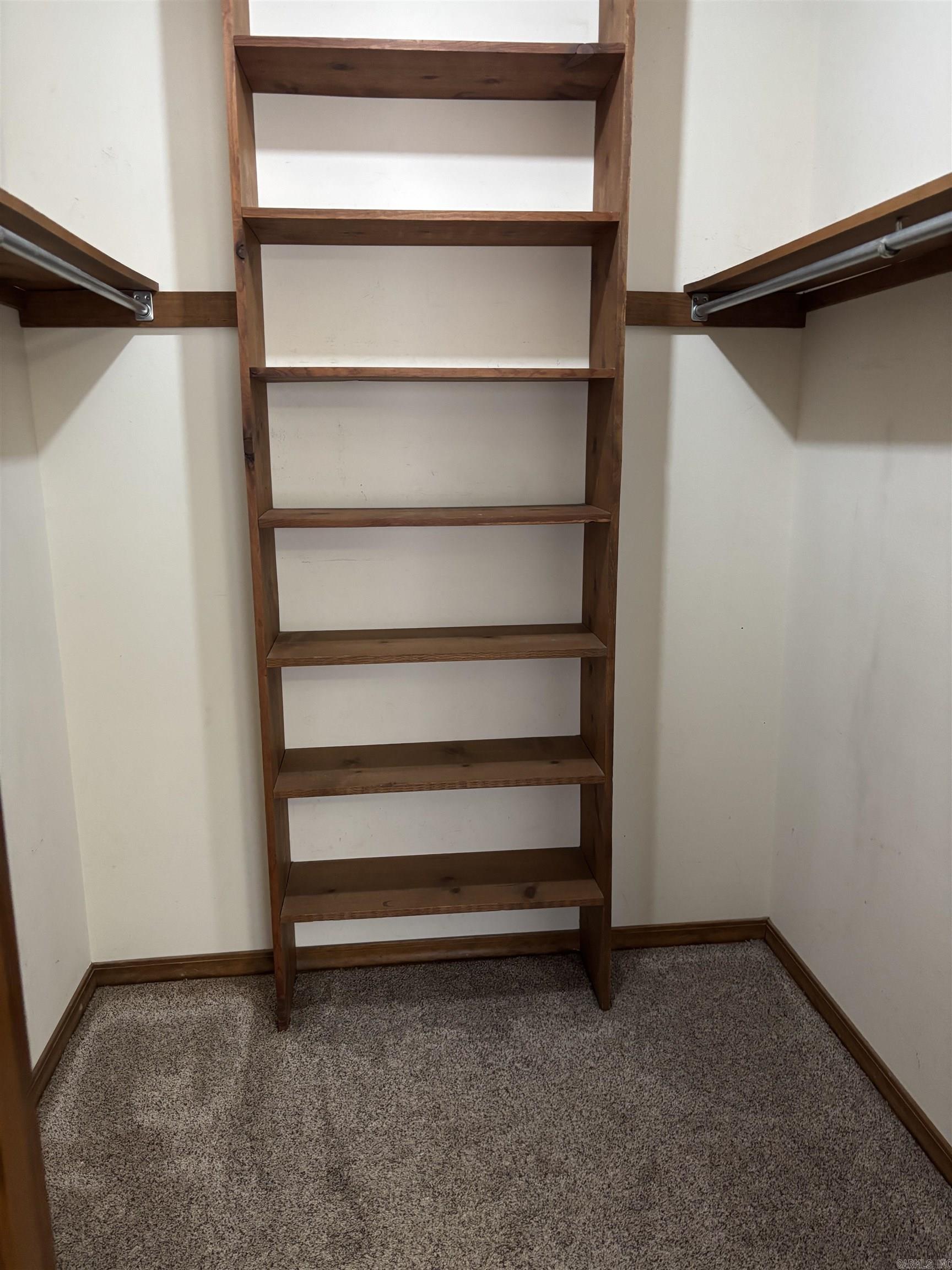 2305 NW meadowlake  Conway, AR