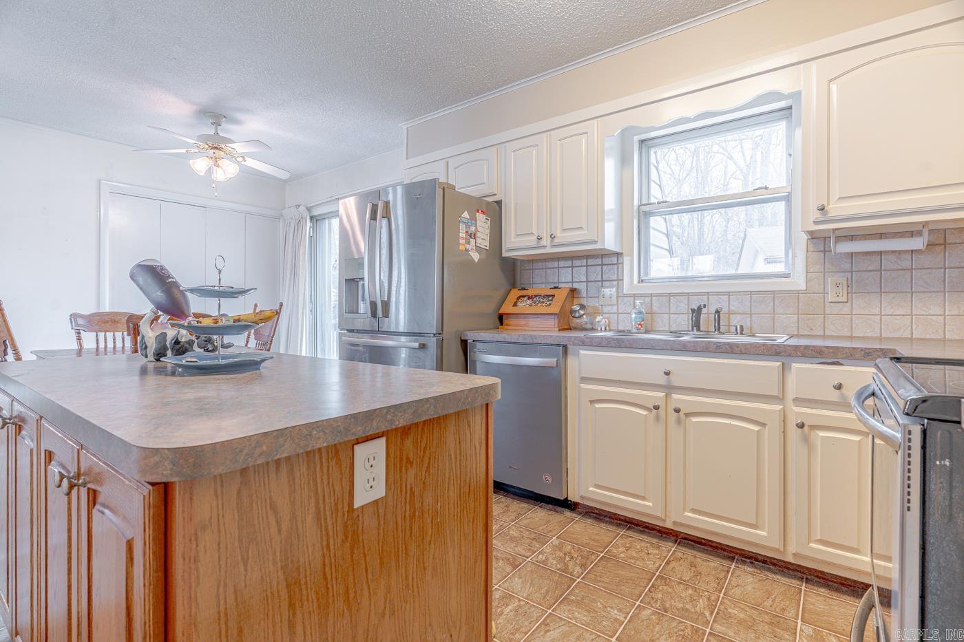 53 Cherokee  Cherokee Village, AR