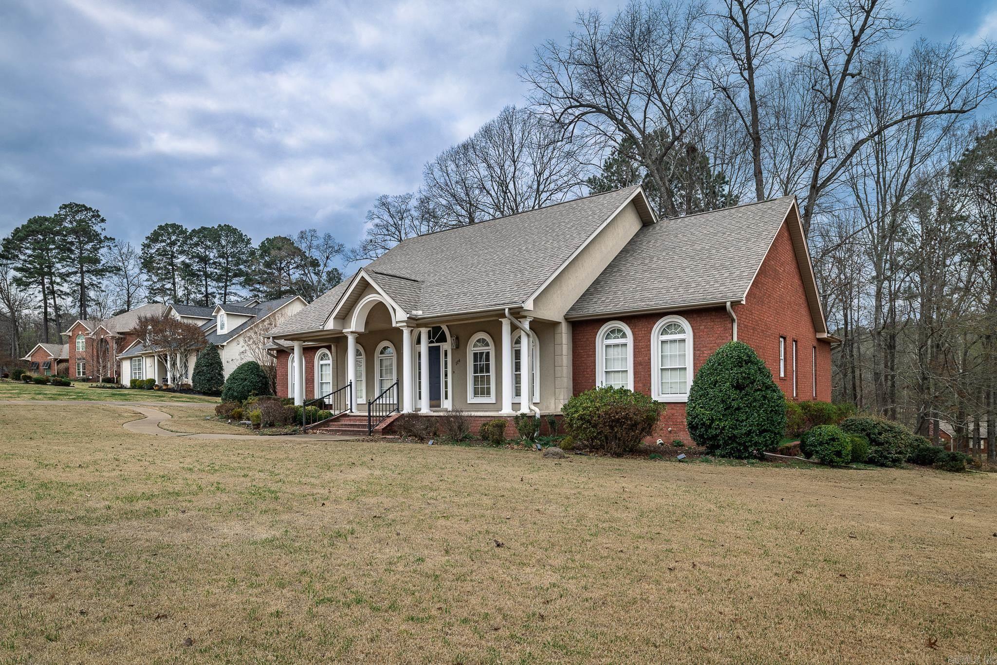 114 Pinnacle Drive Arkadelphia, AR 71923