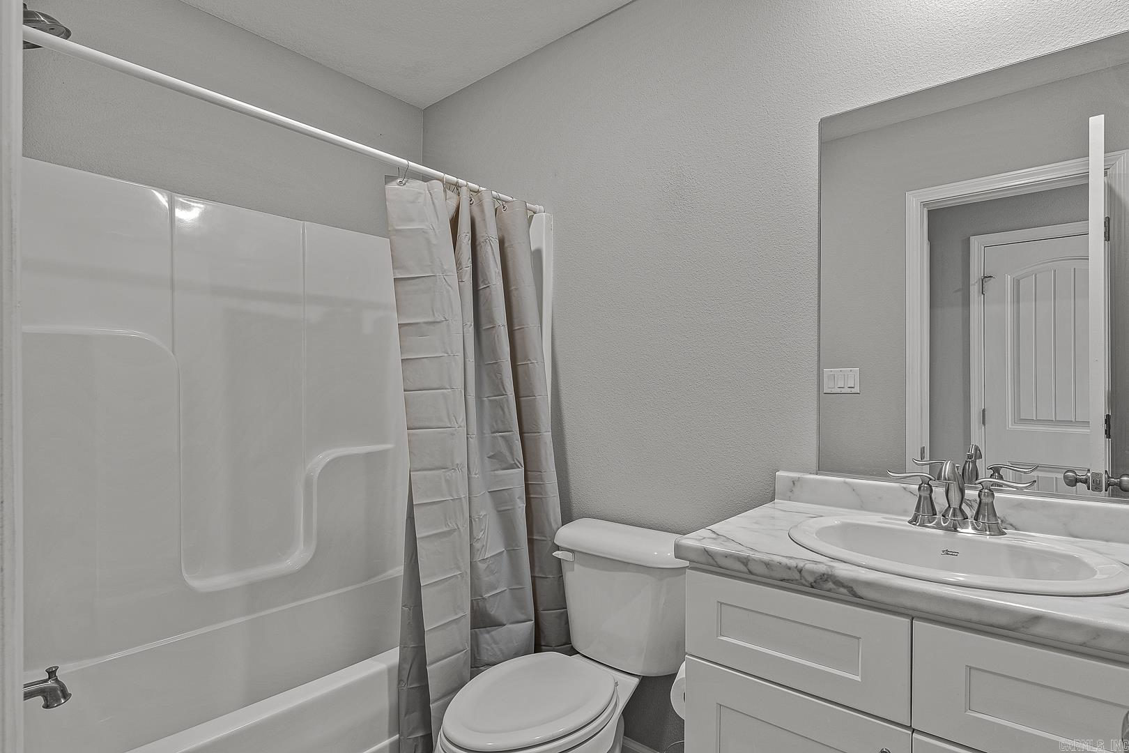 1997 Teal  Lake City, AR