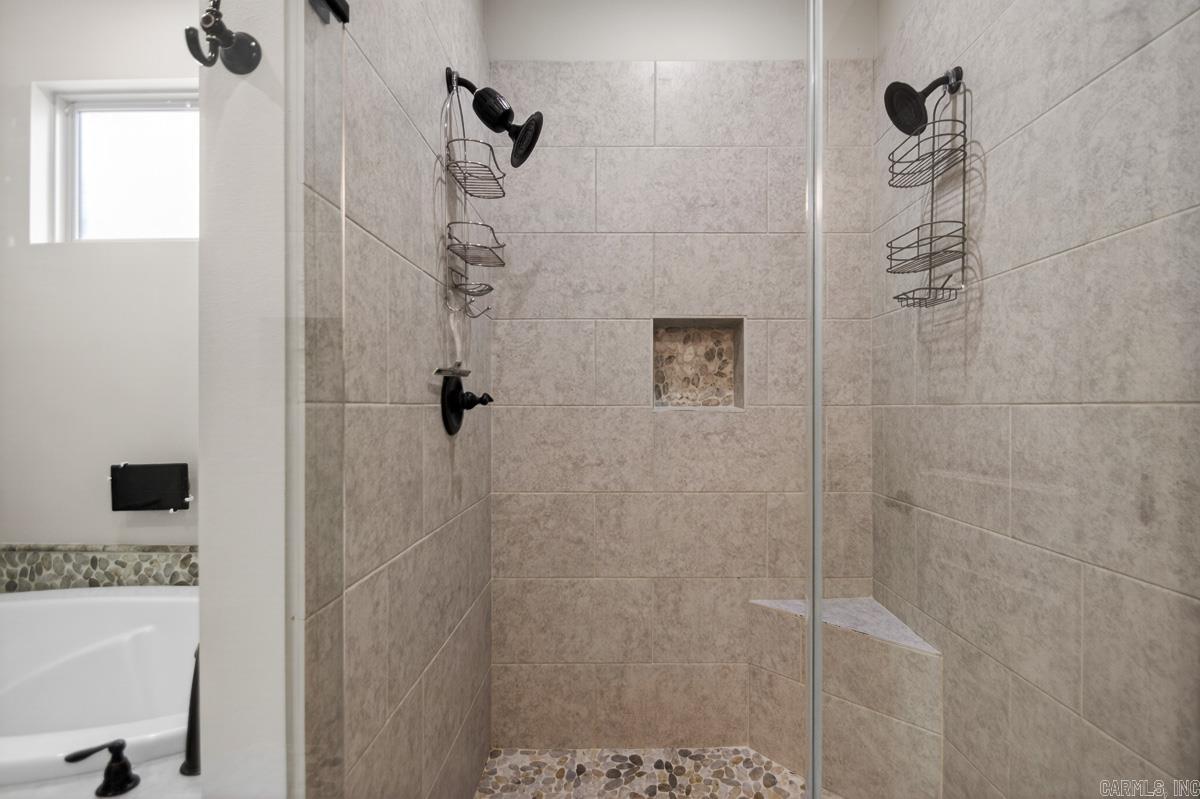 1009 Oak Forest  Sherwood, AR