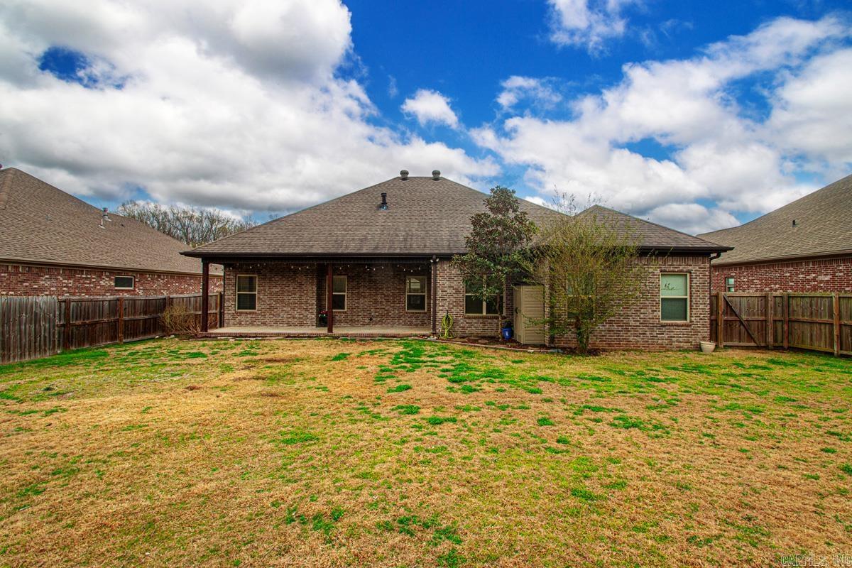 1009 Oak Forest  Sherwood, AR