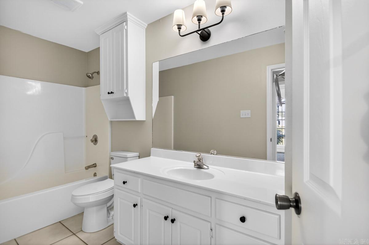 1313 High Meadow  Jacksonville, AR