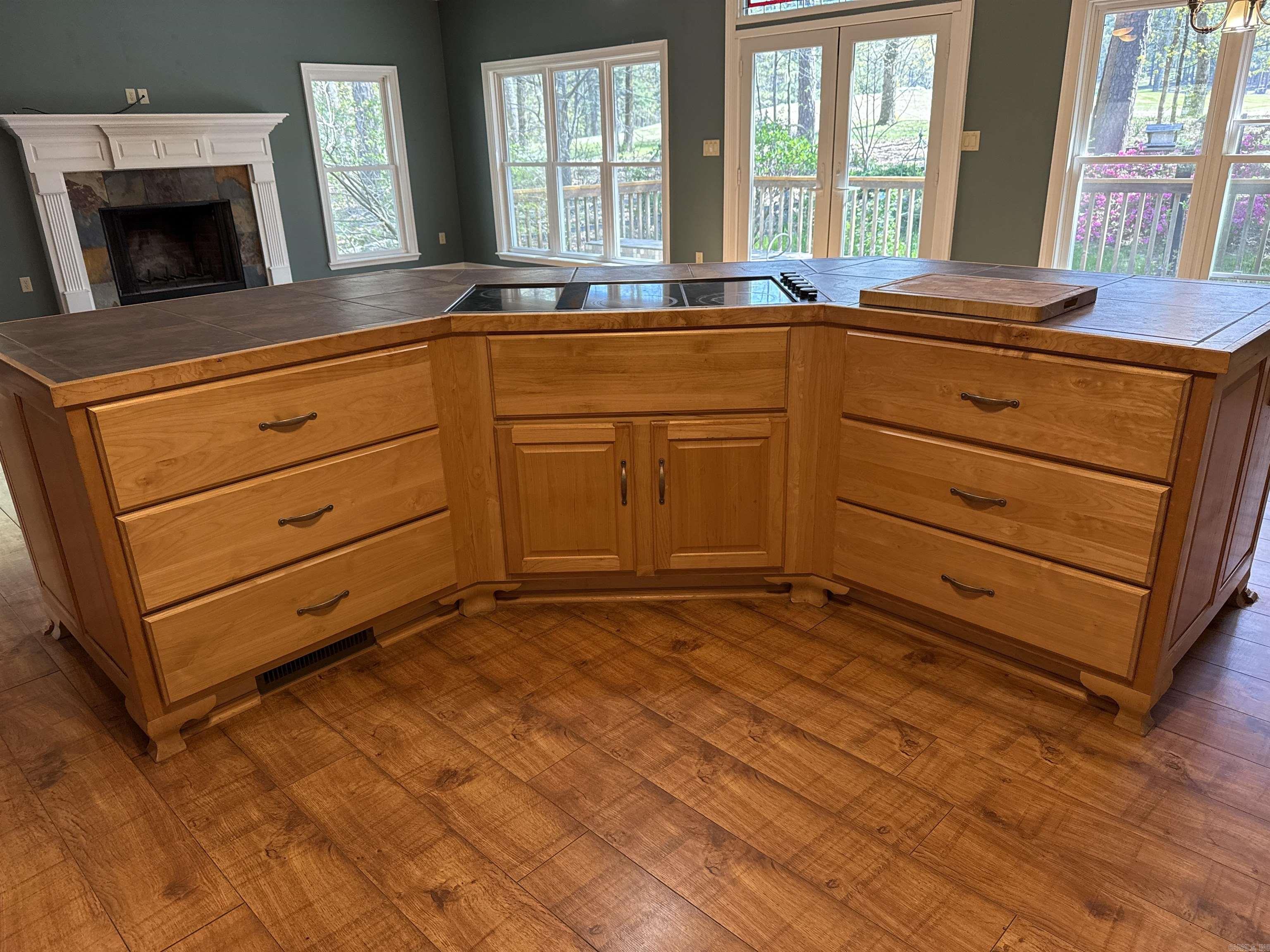 233 Rock Hill  Fairfield Bay, AR