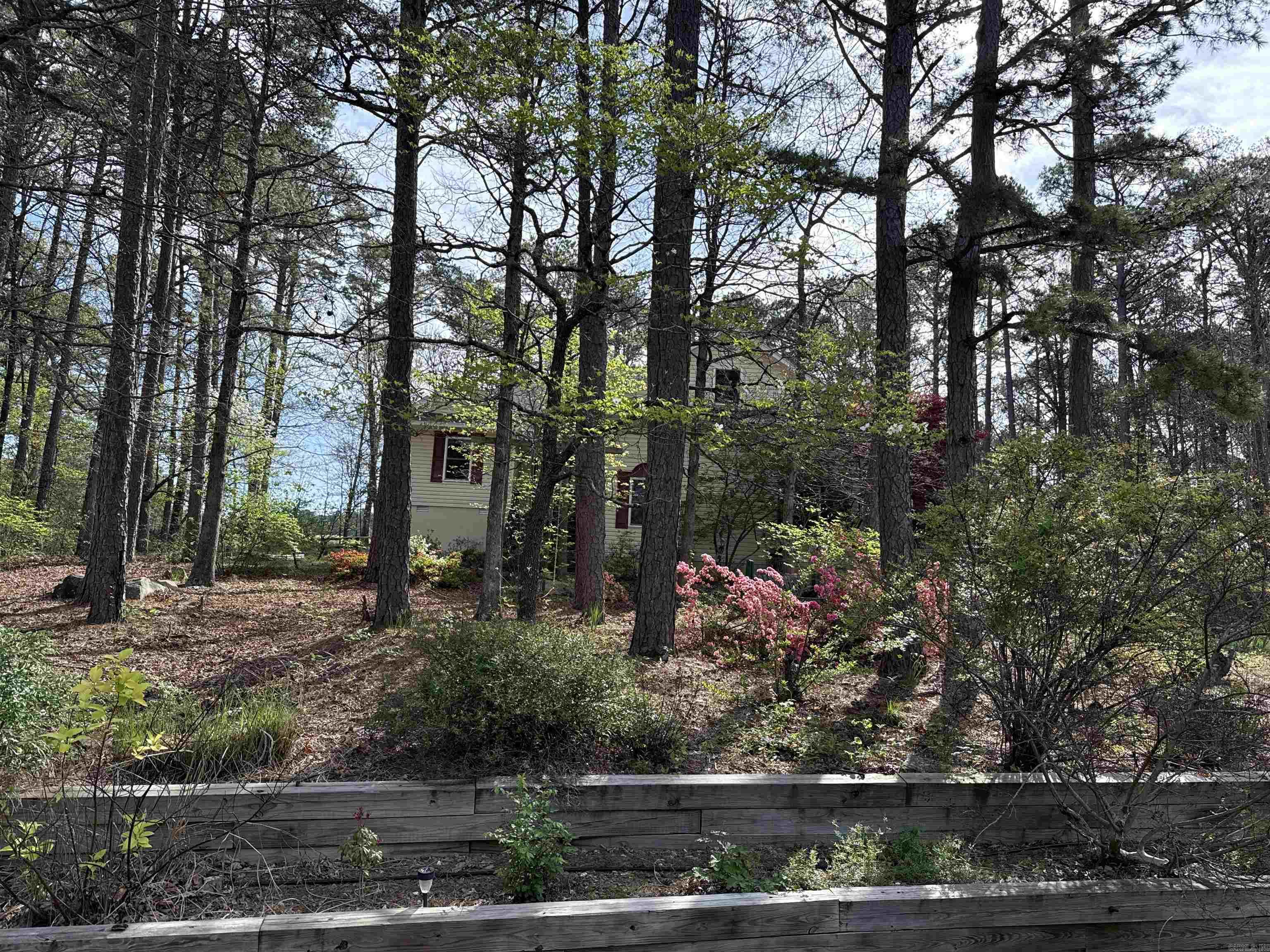 233 Rock Hill  Fairfield Bay, AR