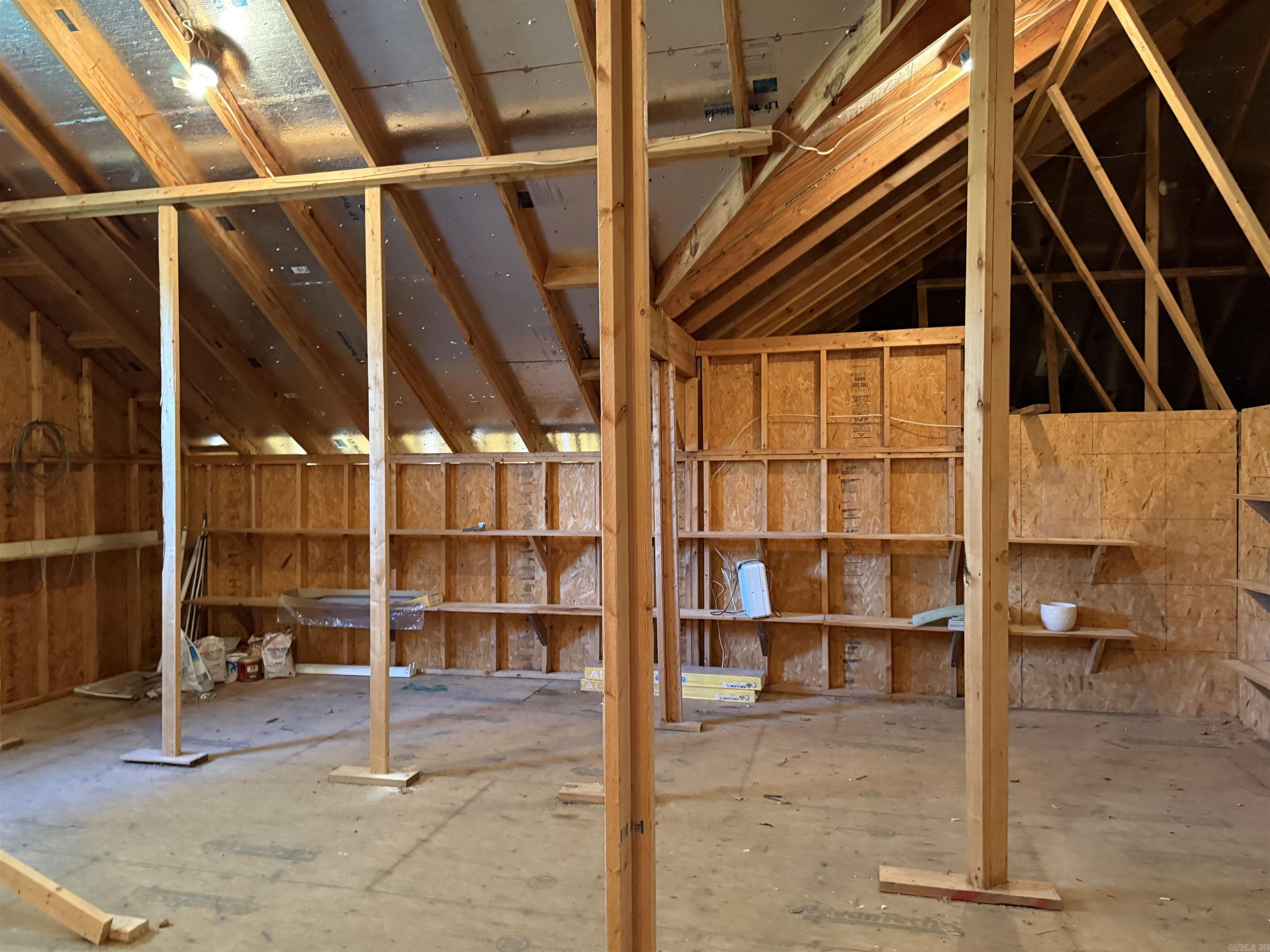 233 Rock Hill  Fairfield Bay, AR