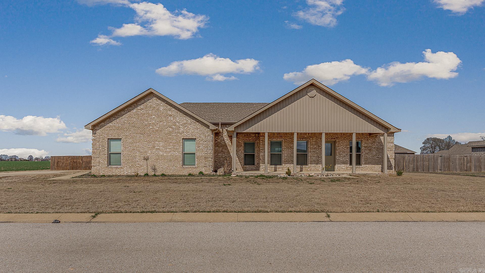 1406 Hale  Lake City, AR