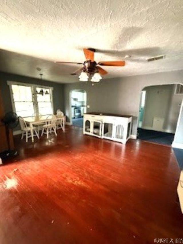 145 Ray  North Little Rock, AR