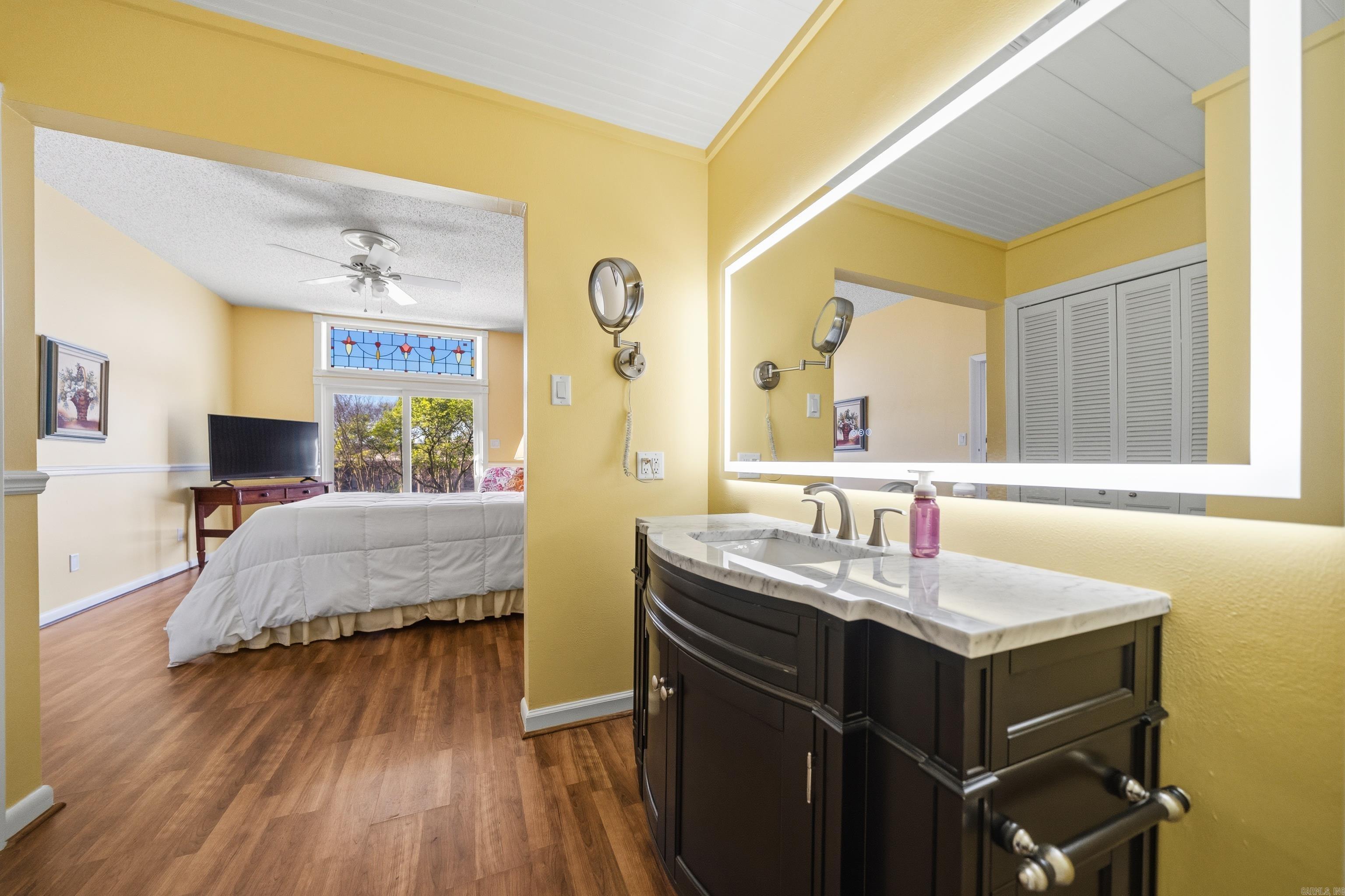 220 Sunset Bay Road Hot Springs, AR 71913