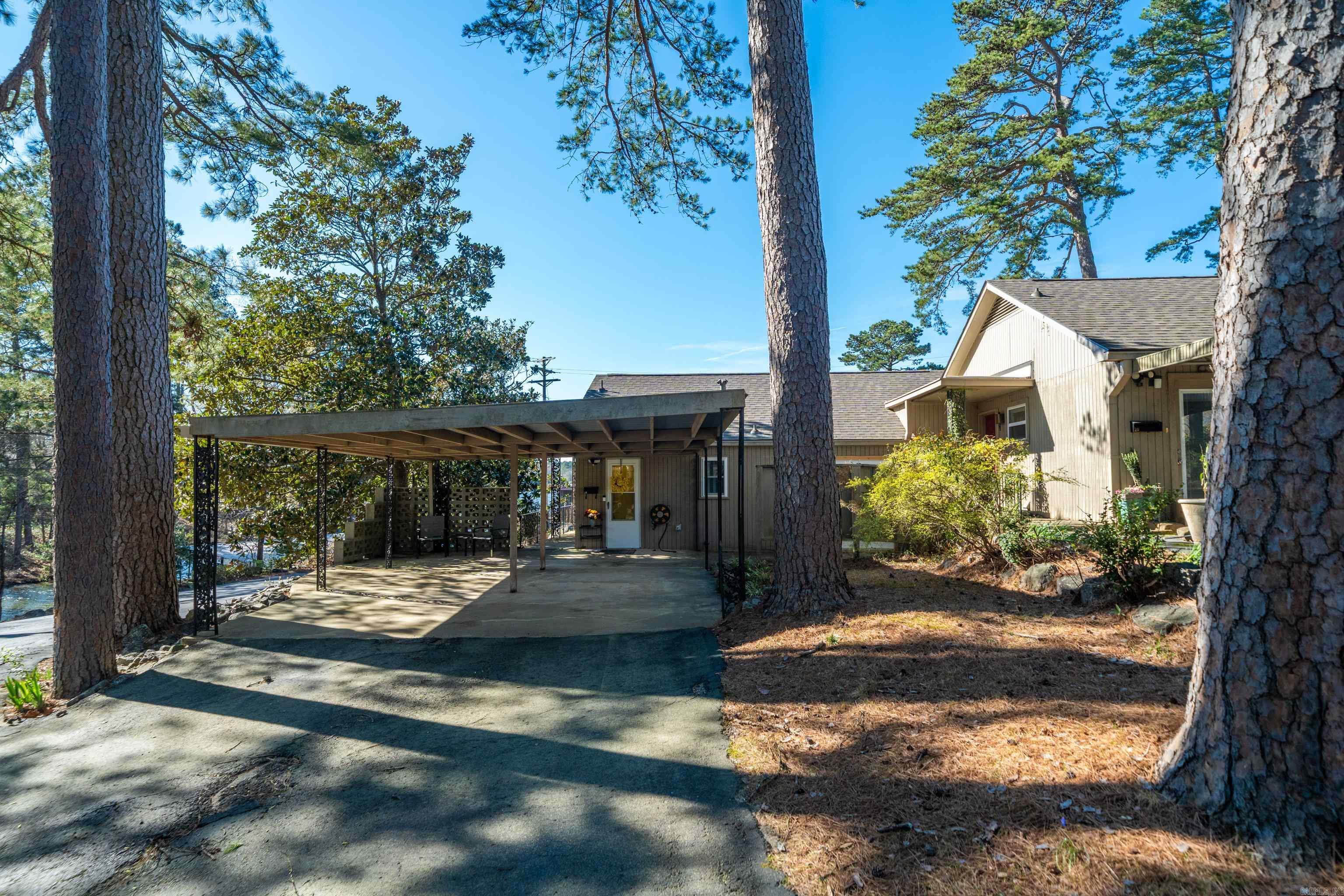 220 Sunset Bay Road Hot Springs, AR 71913