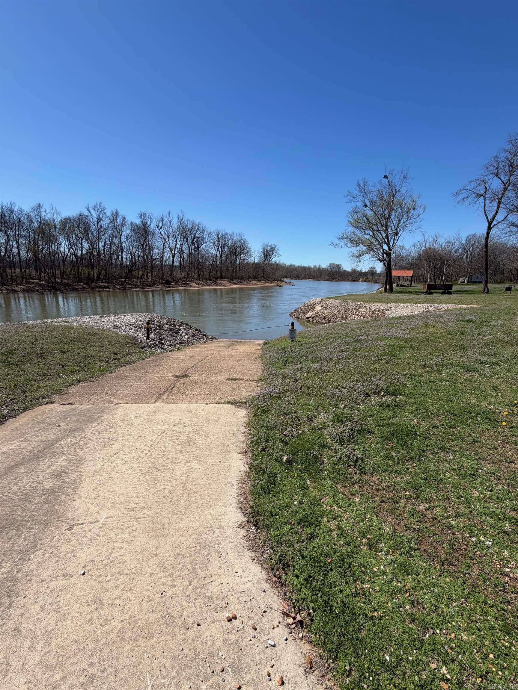 201 Ripley E-4  Doniphan, MO