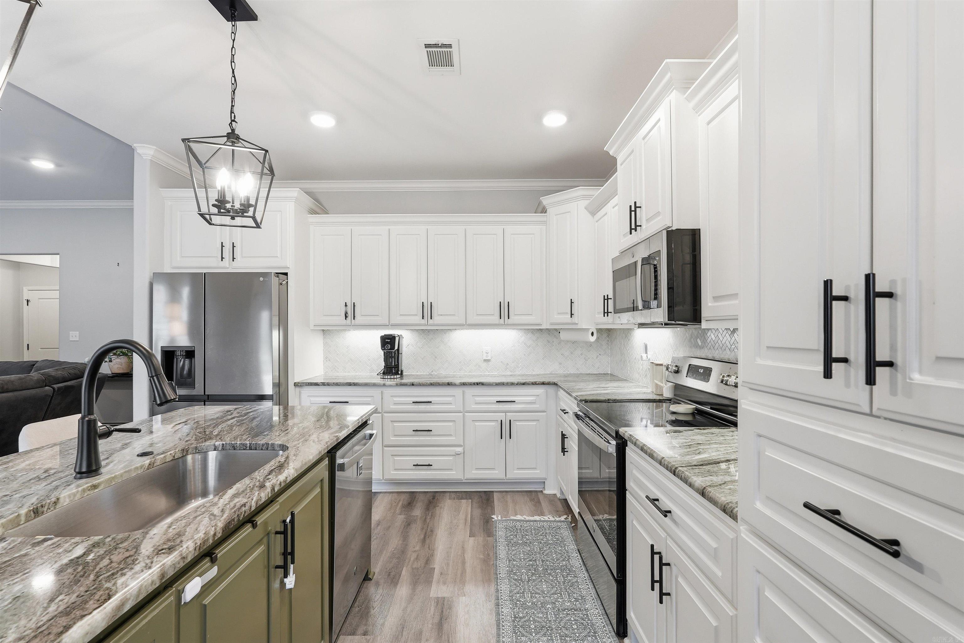 14 Wedgewood  Greenbrier, AR