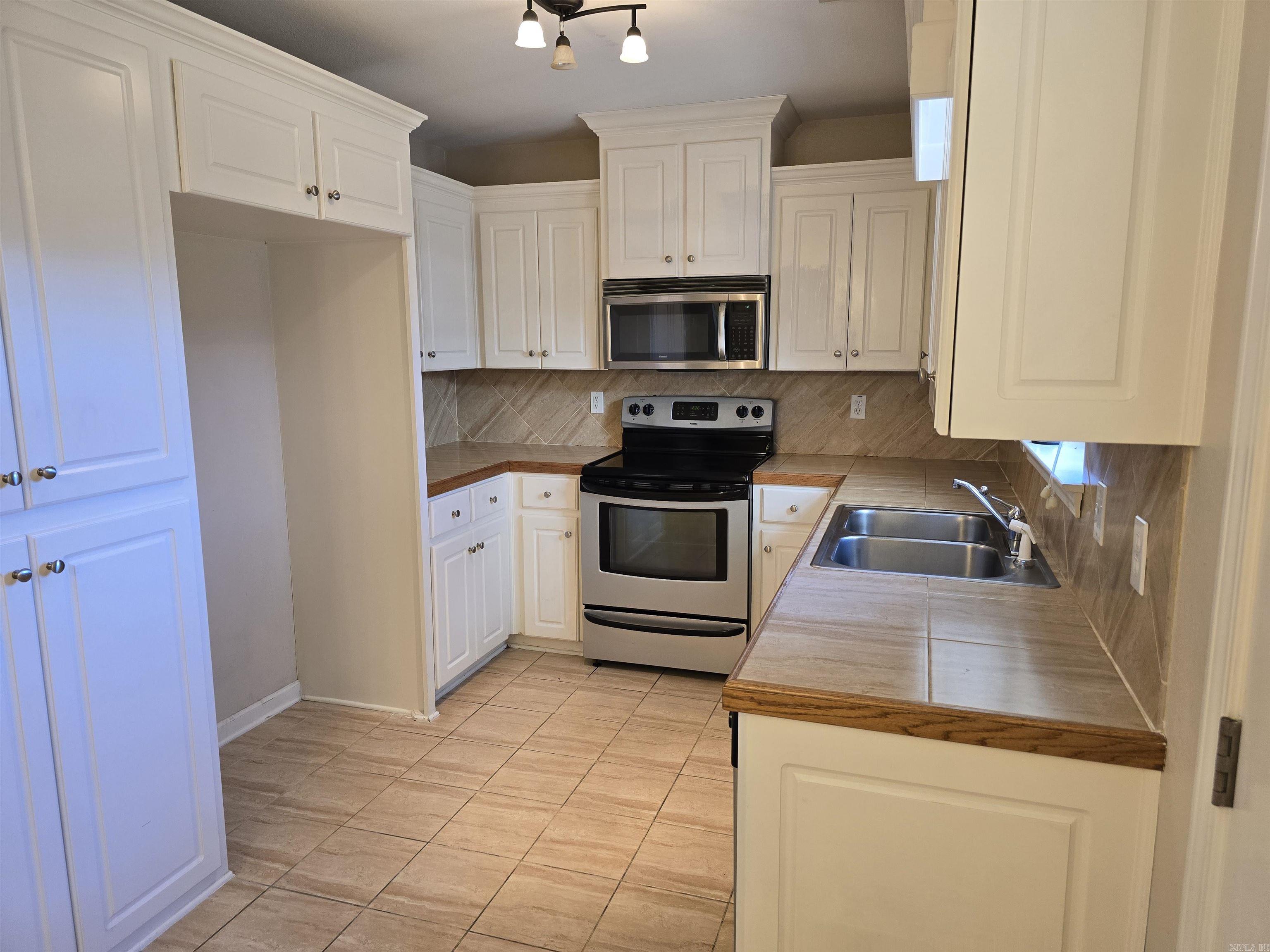 203 Boston  Jacksonville, AR