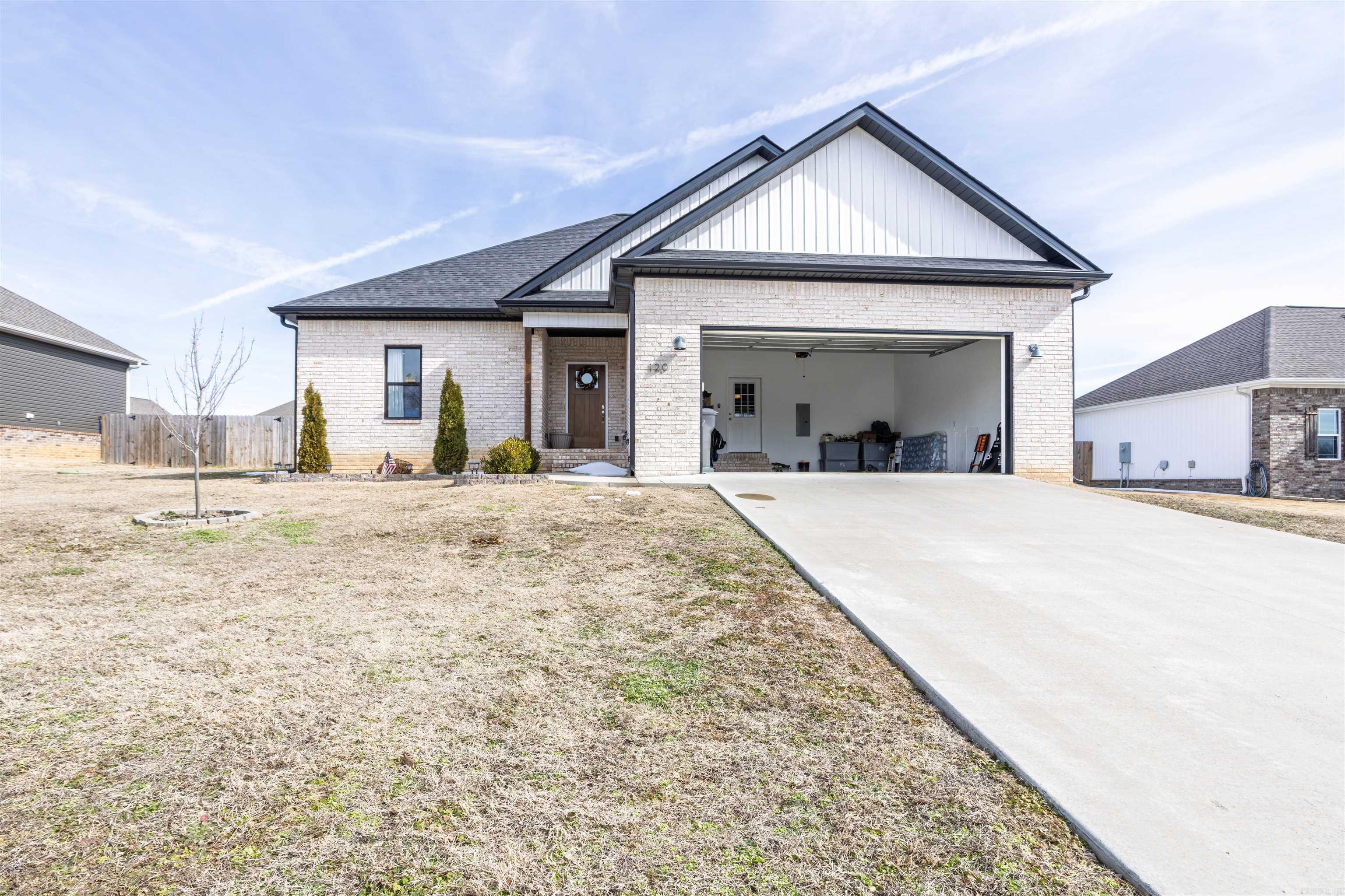 120 Sarah Grace  Batesville, AR