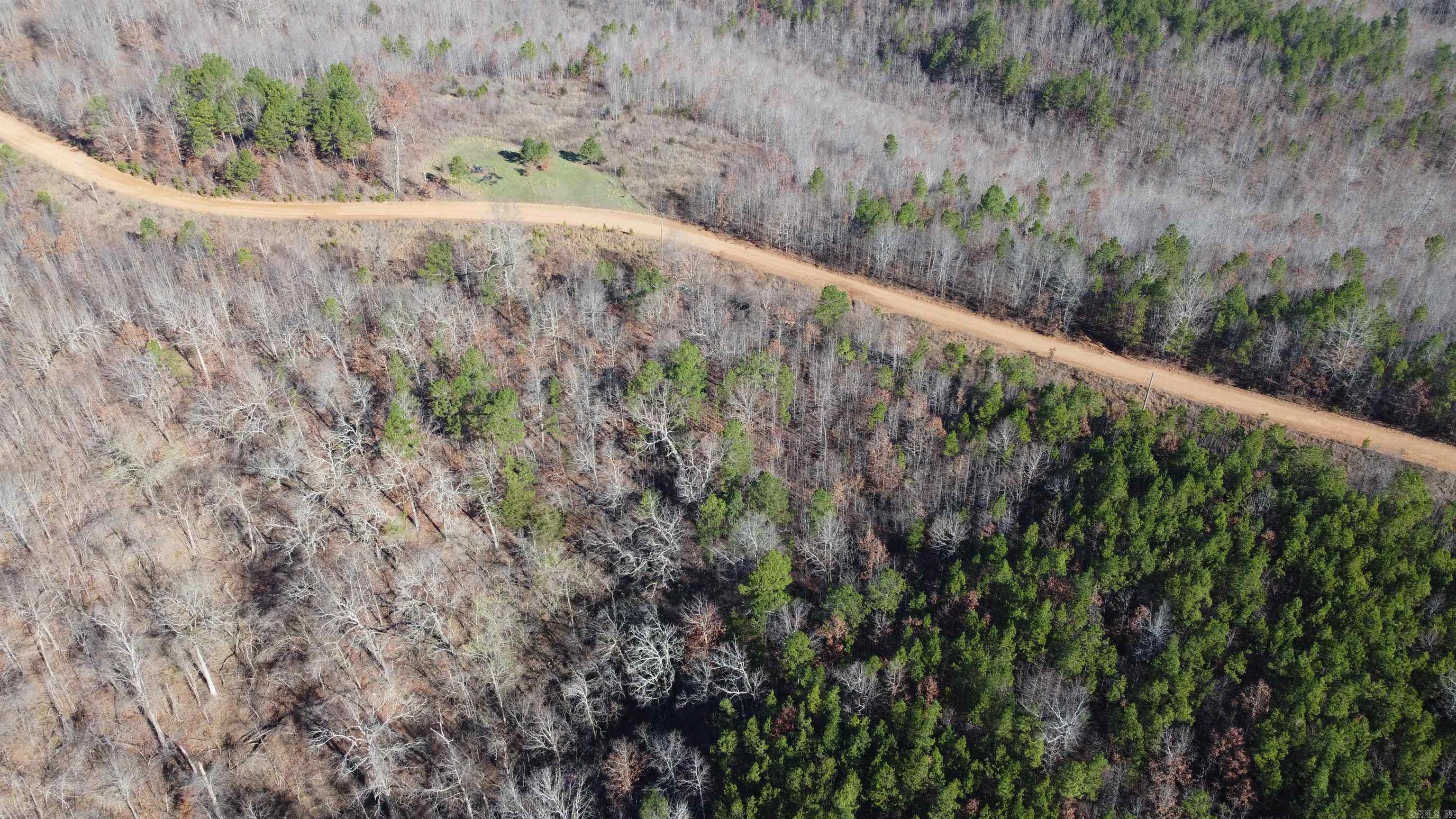 00 Gutter  RD  Harriet, AR