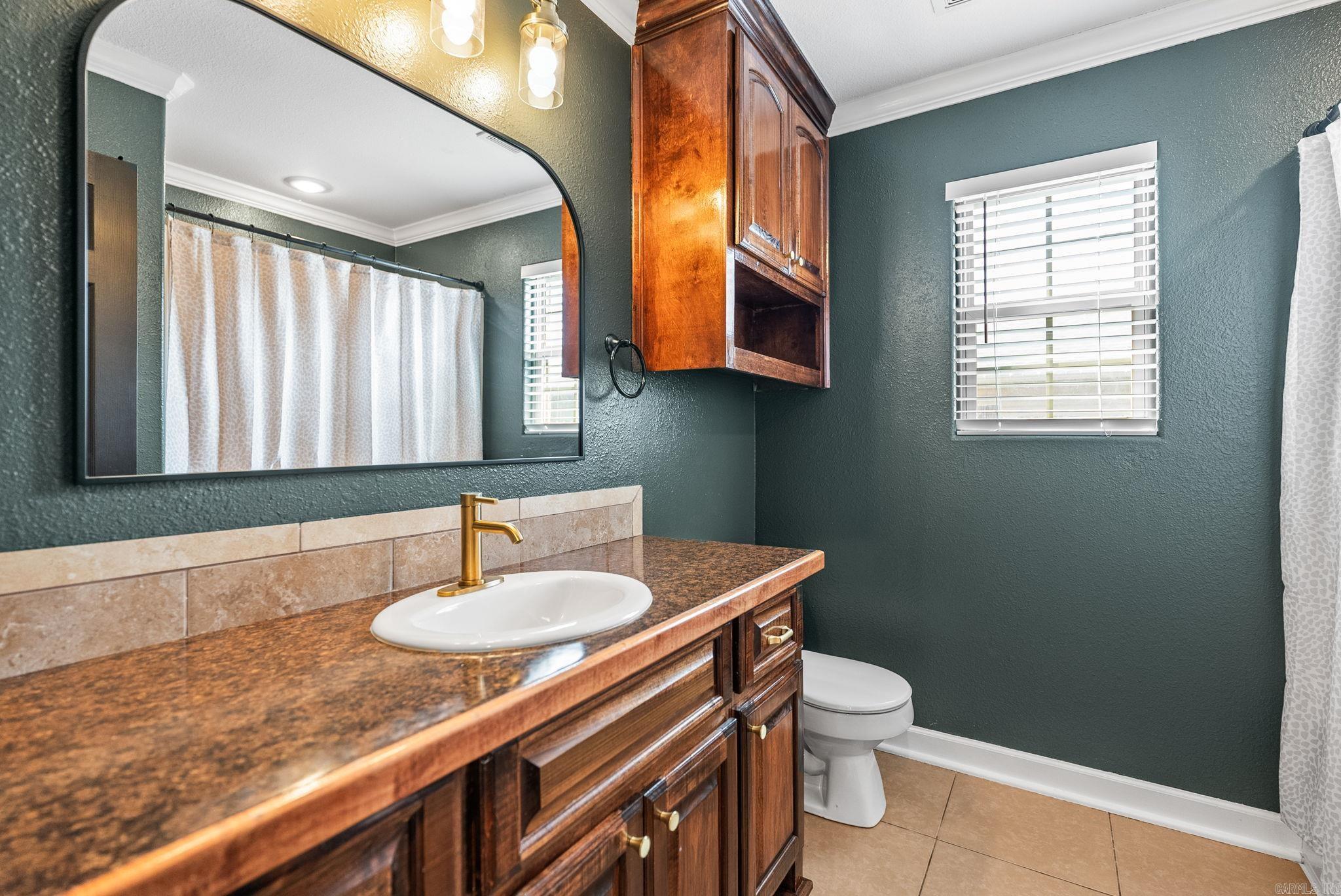 16 WHITETAIL  Ward, AR