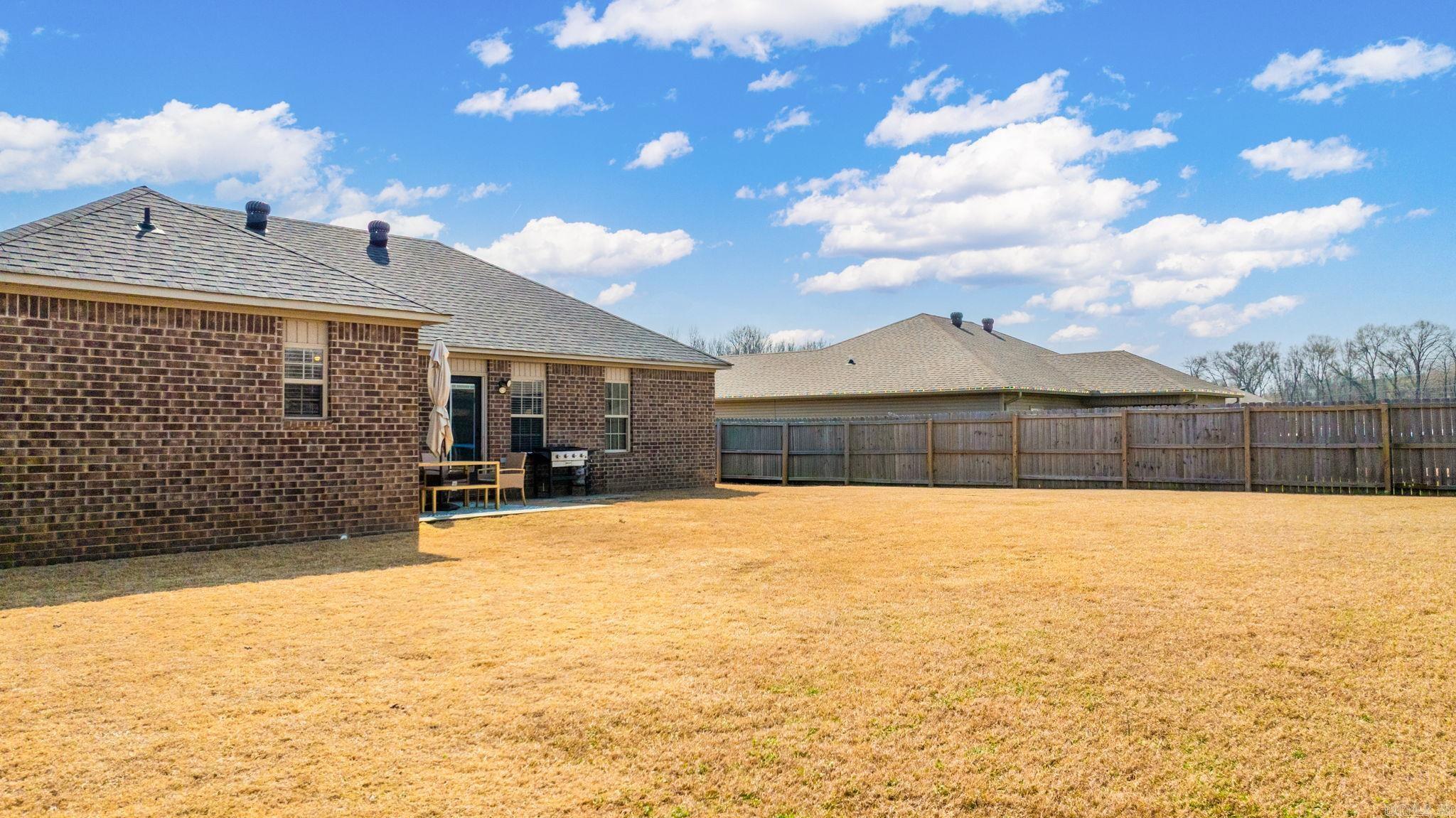 16 WHITETAIL  Ward, AR