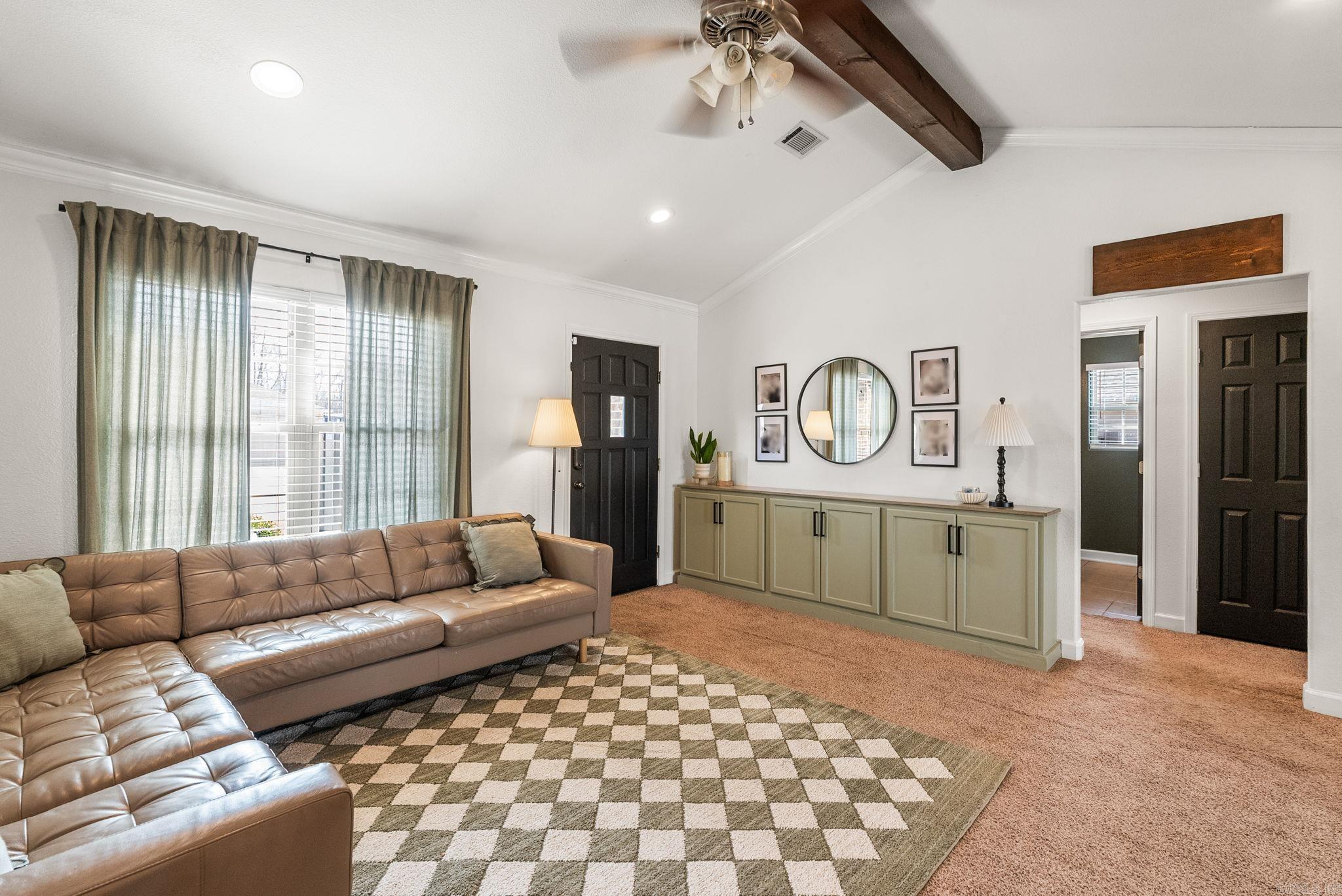 16 WHITETAIL  Ward, AR