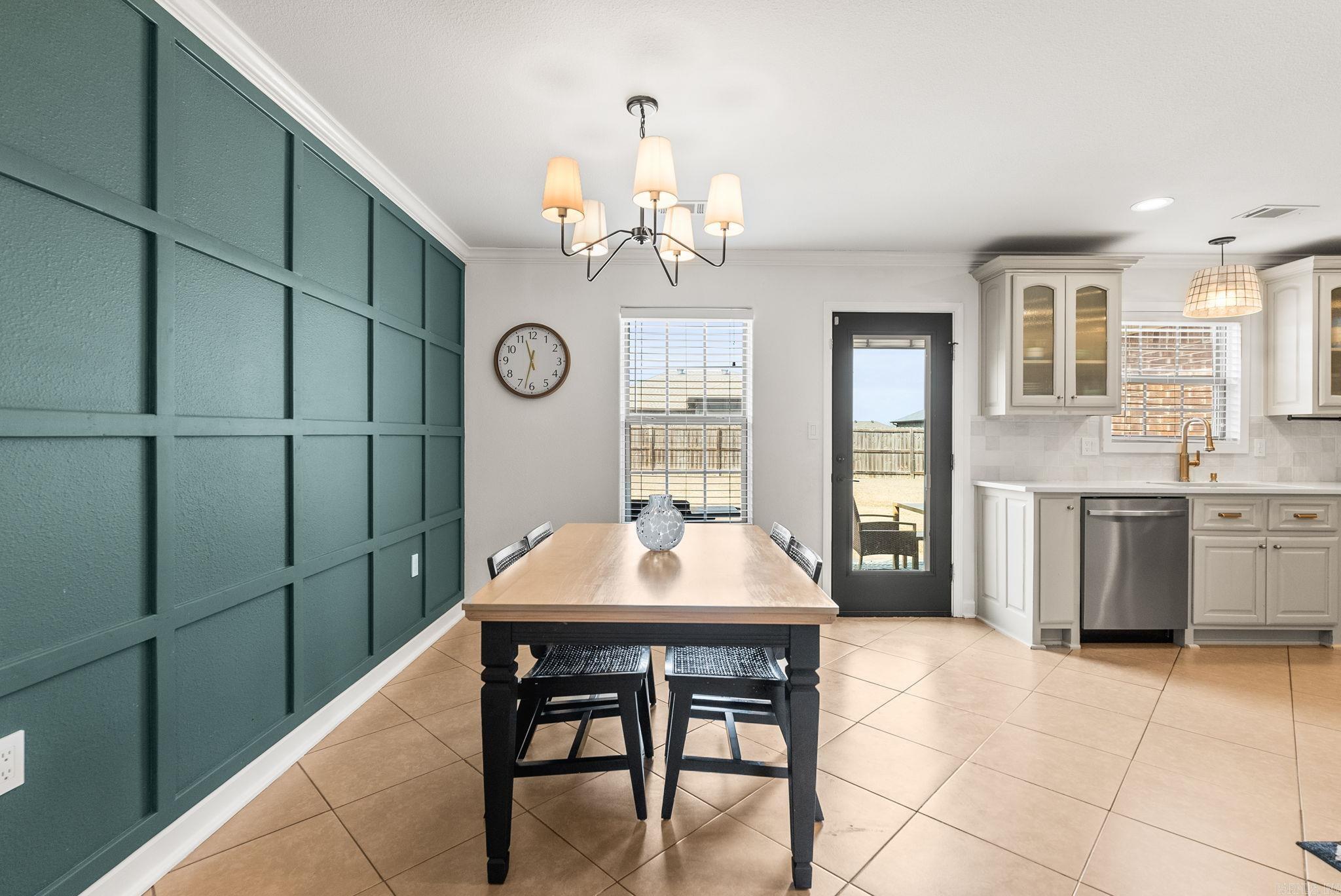 16 WHITETAIL  Ward, AR