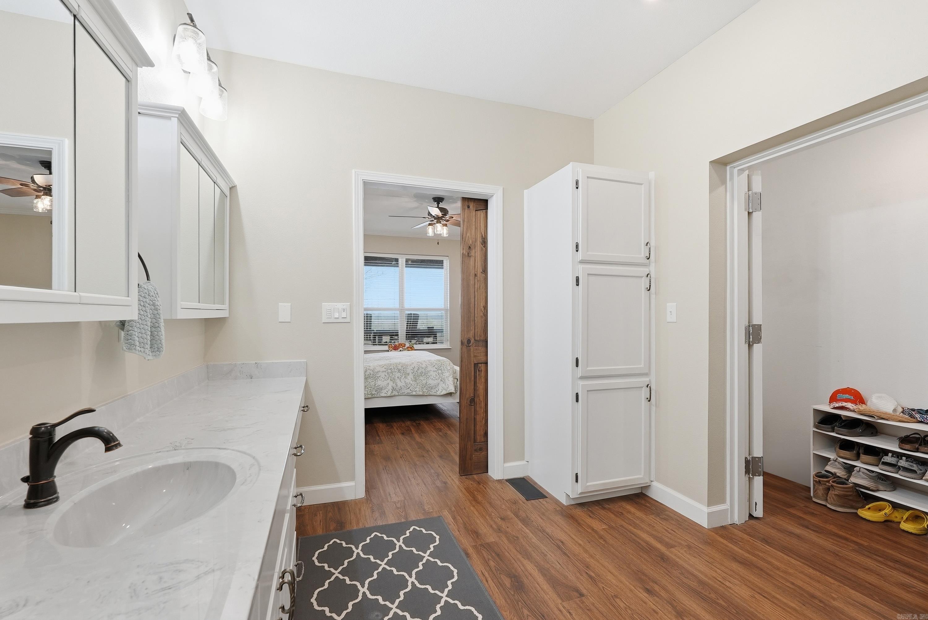 906 Stony Point Road Houston, AR 72070