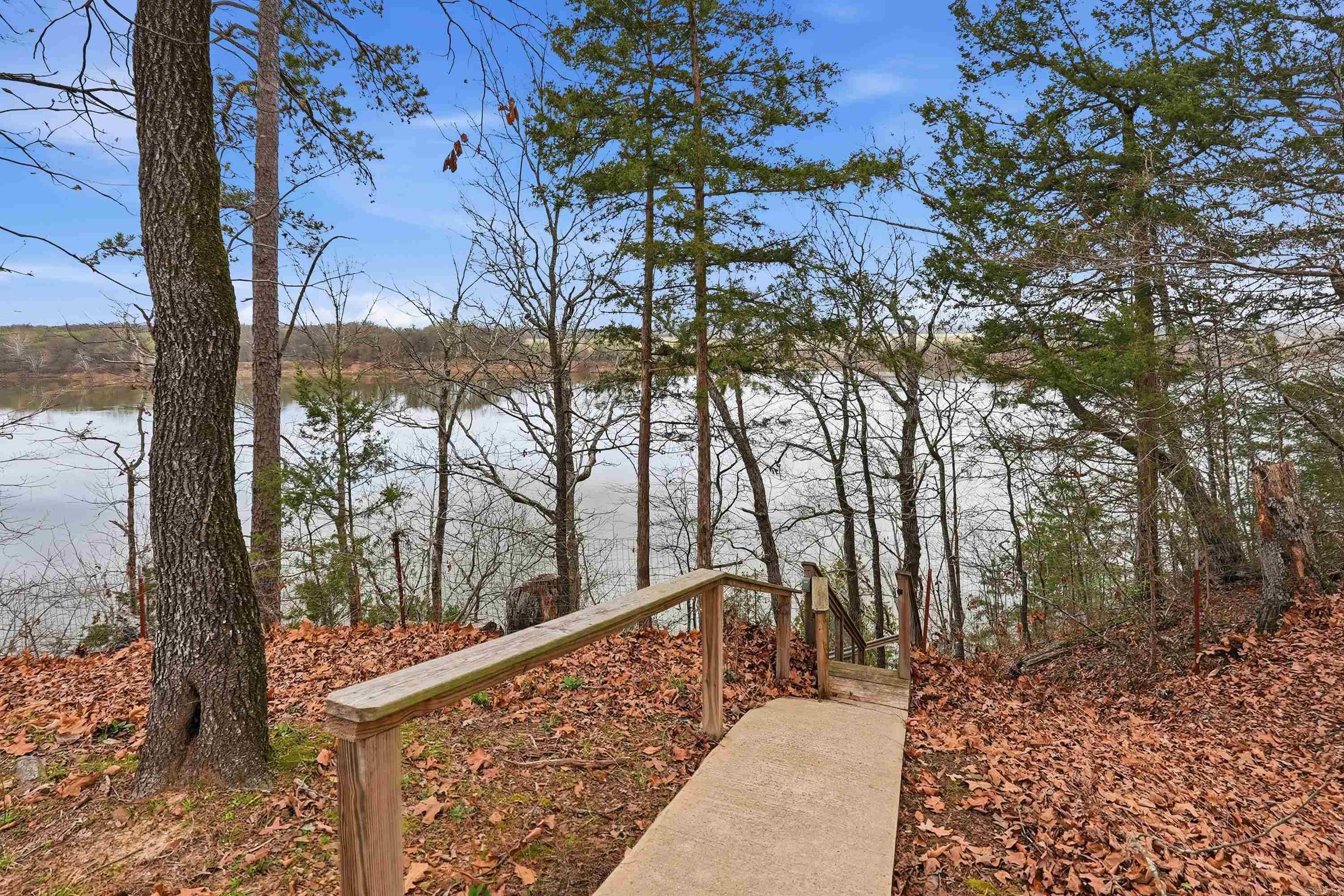 906 Stony Point Road Houston, AR 72070