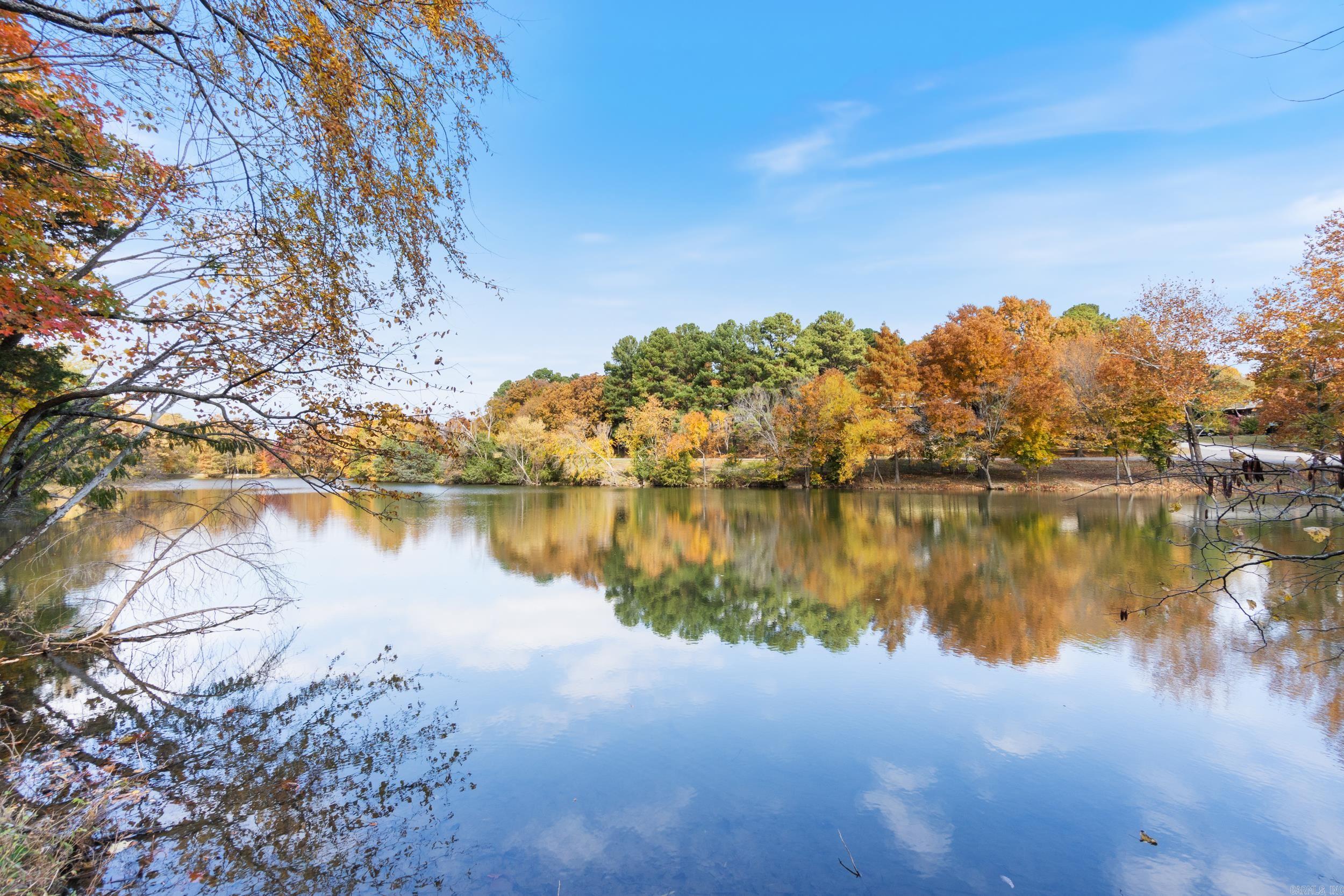 1140 E Lakefront Drive  Fayetteville, AR