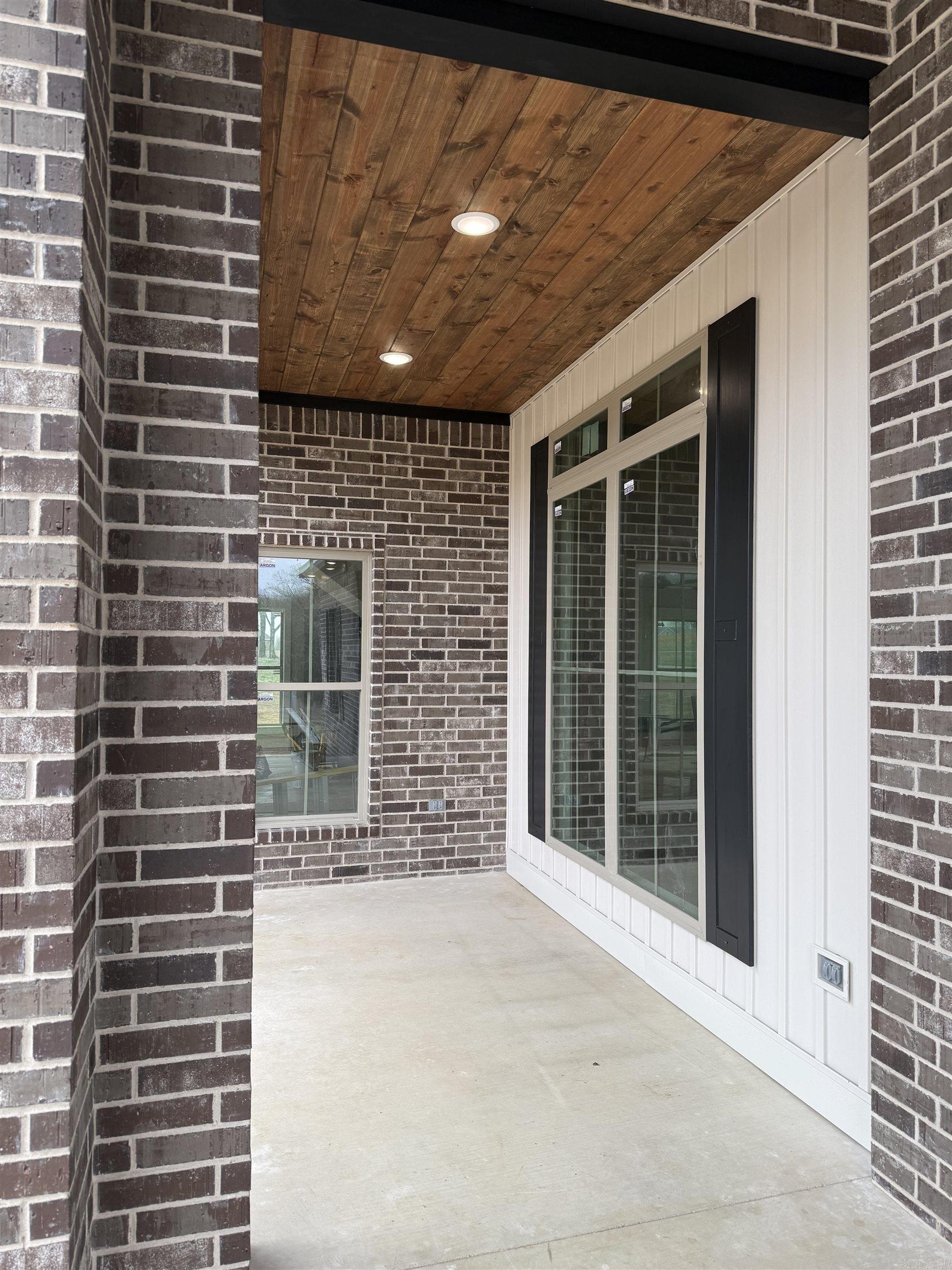 2115 Secretariat Way  Searcy, AR