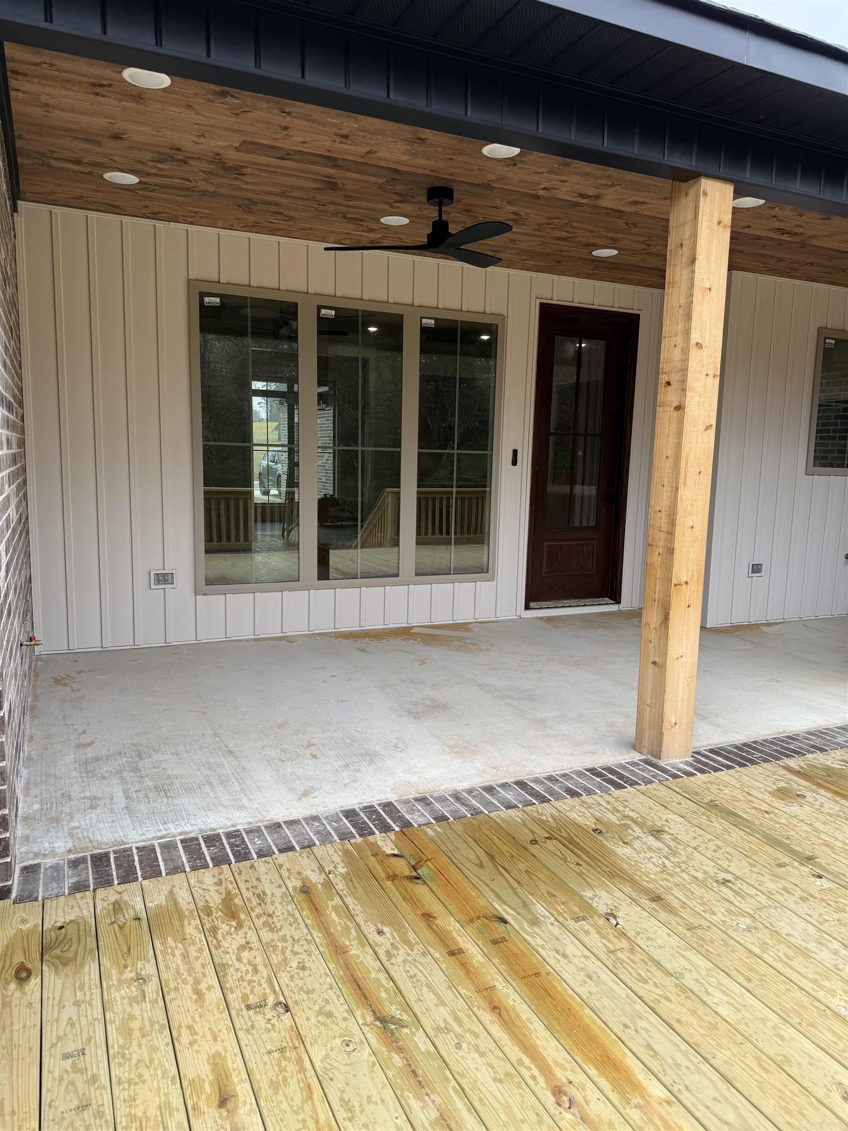 2115 Secretariat Way  Searcy, AR