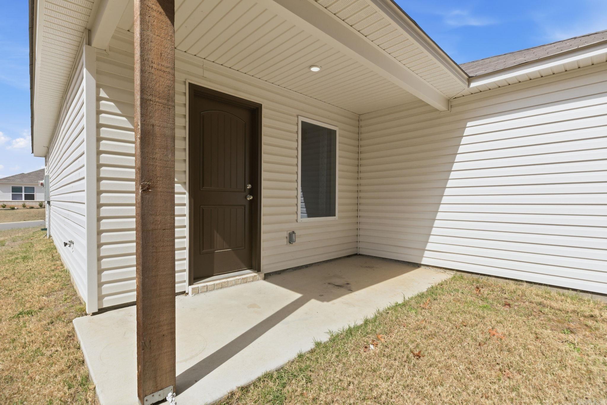 1280 Meadows Dr  Benton, AR