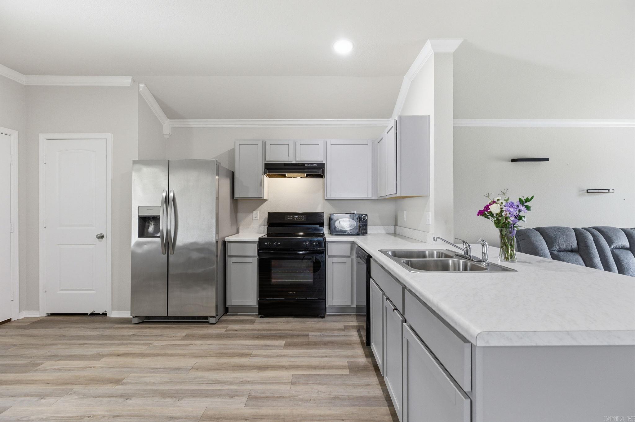 1280 Meadows Dr  Benton, AR