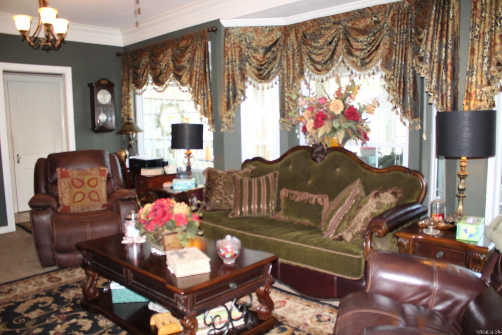 701 W Sunset  Nashville, AR