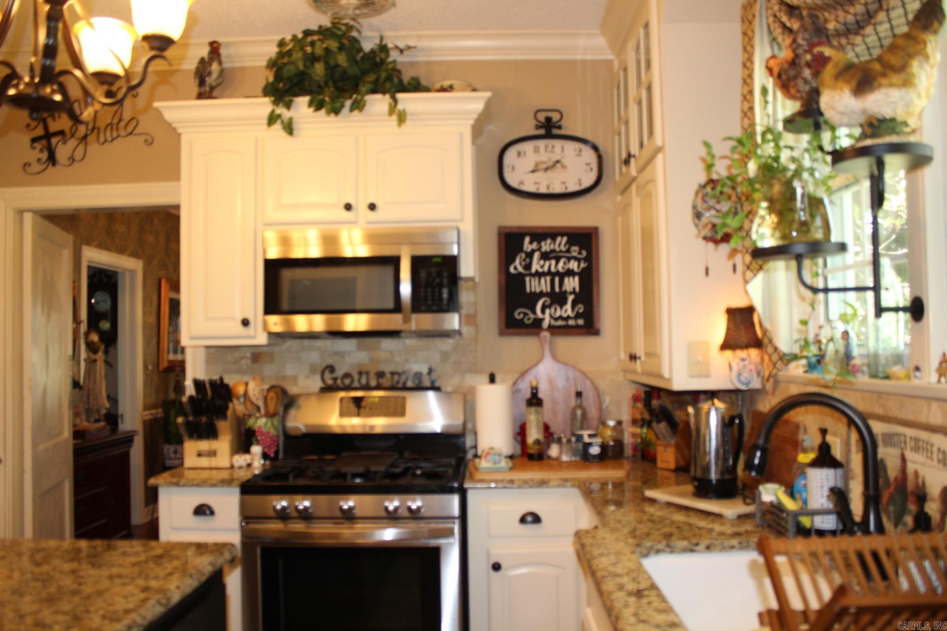 701 W Sunset  Nashville, AR