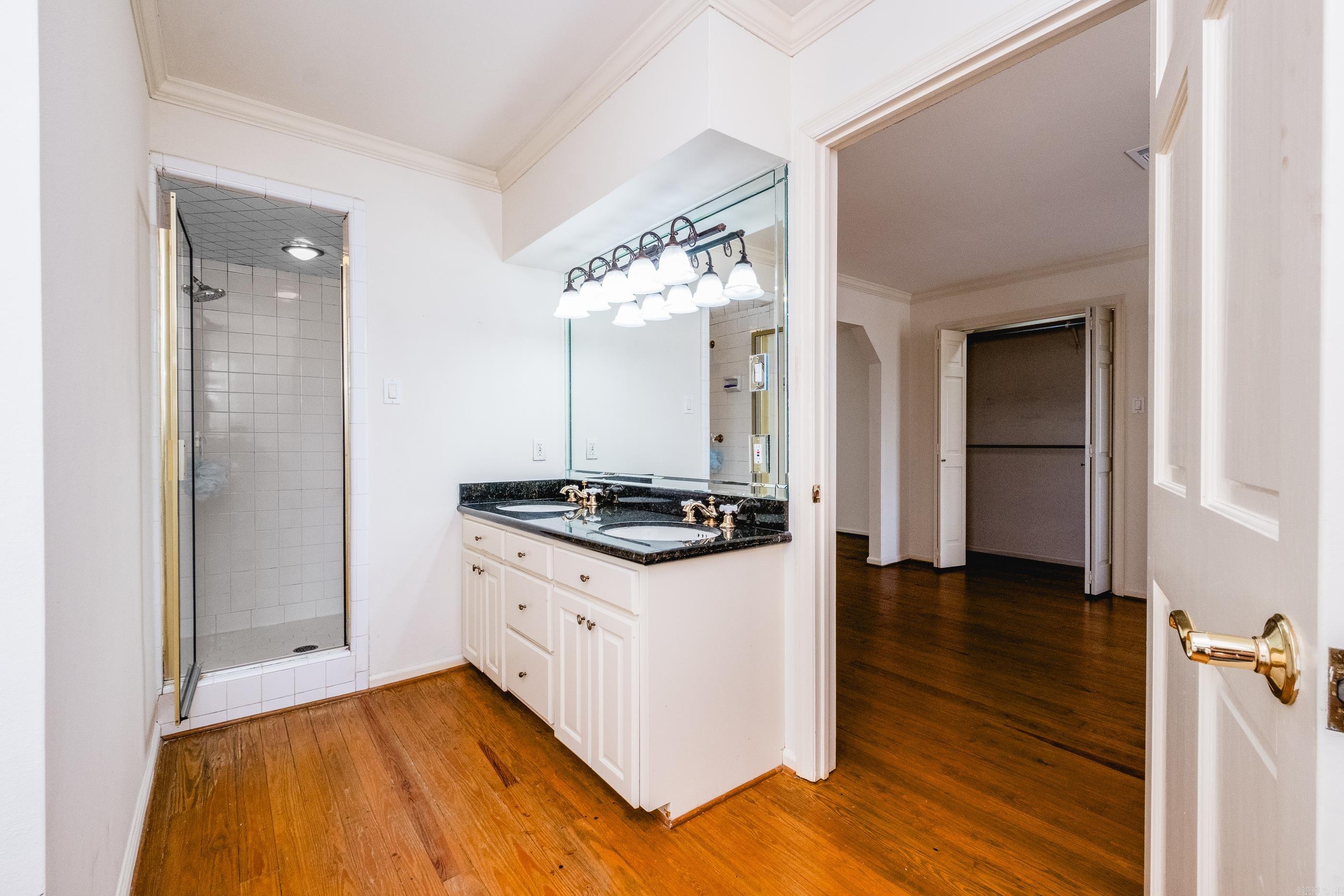 8 Fenchley Ct  Little Rock, AR