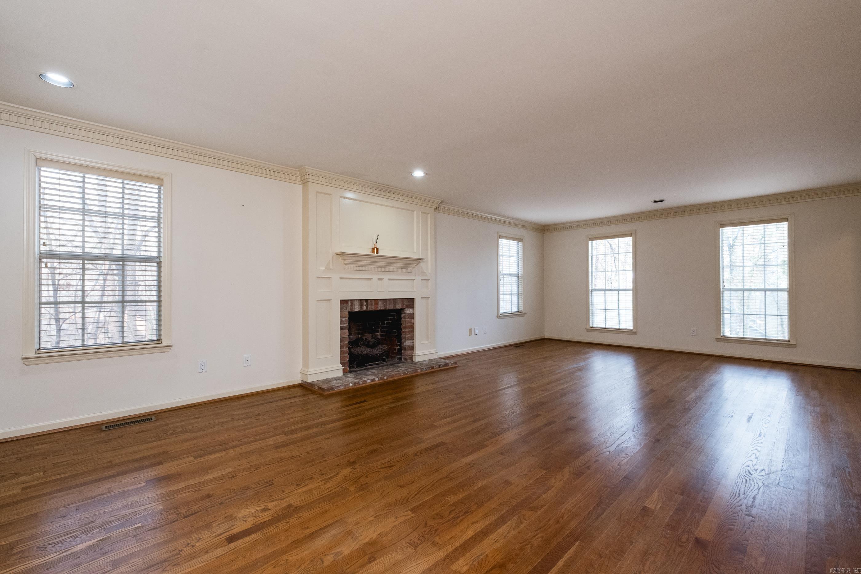 8 Fenchley Ct  Little Rock, AR