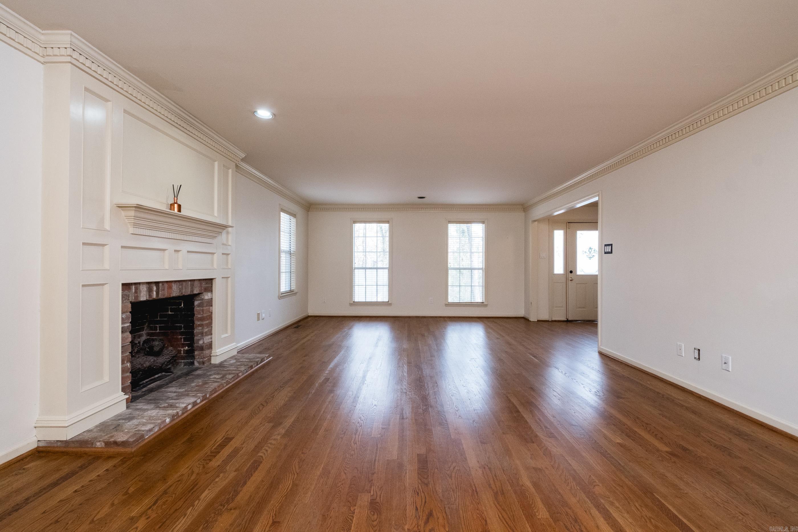 8 Fenchley Ct  Little Rock, AR