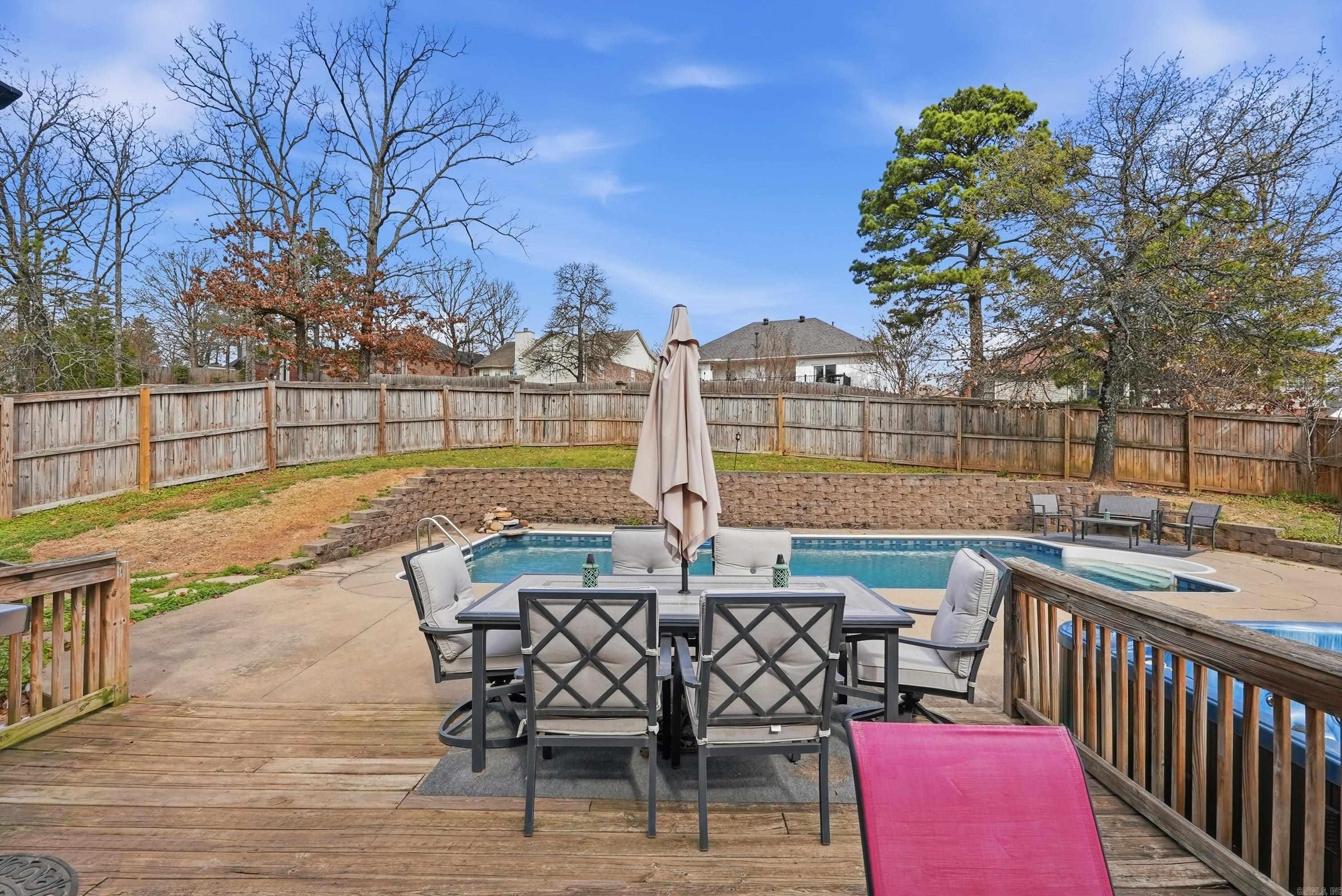 114 Beaver Creek Lane  Maumelle, AR