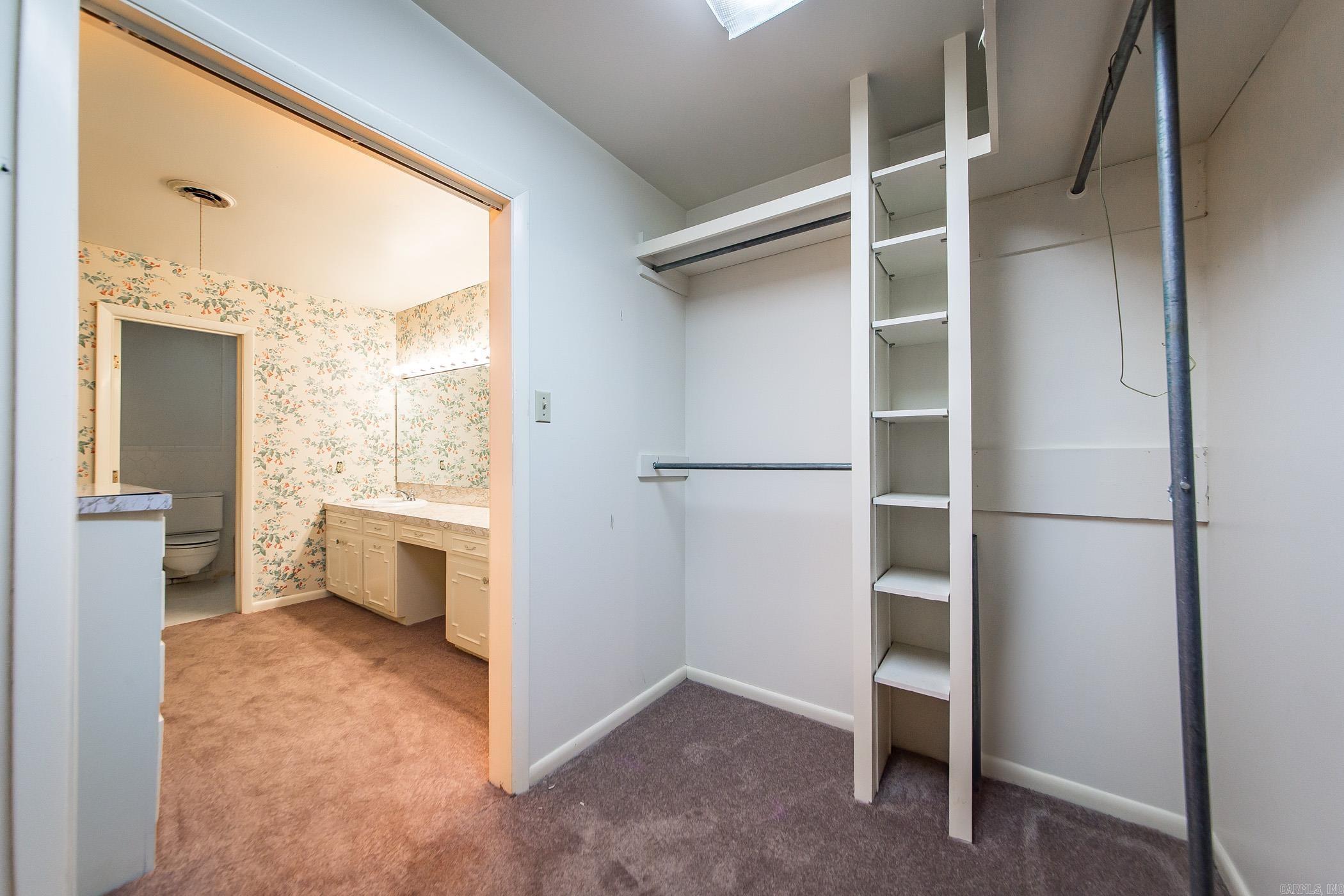 314 SE 5th  England, AR